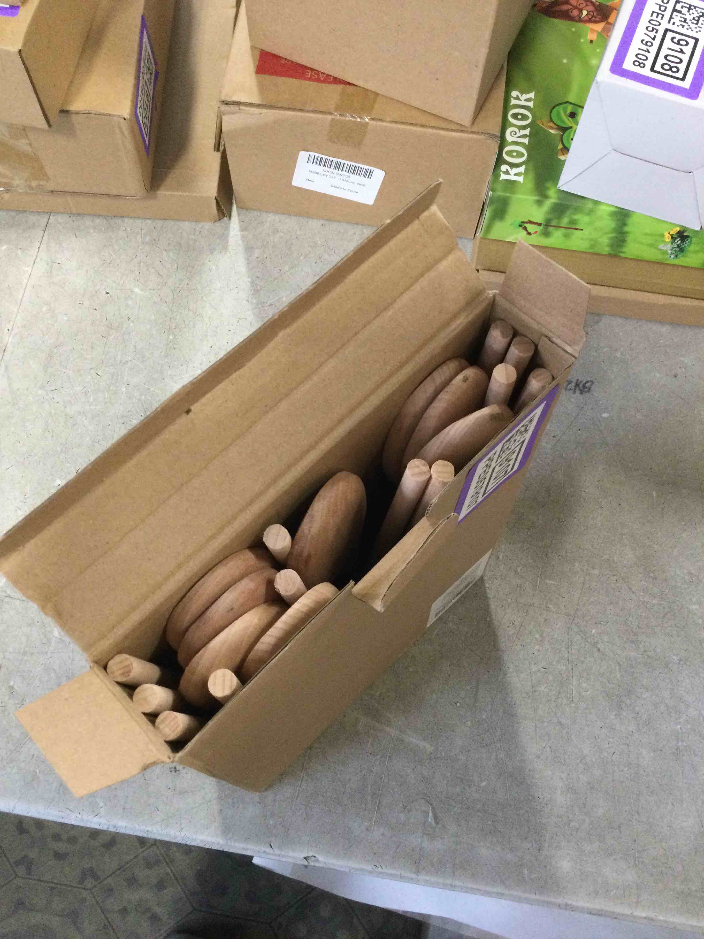 https://s3.amazonaws.com/lotting-images-prod/bidfta/PPE0579107_1731946768230.jpeg