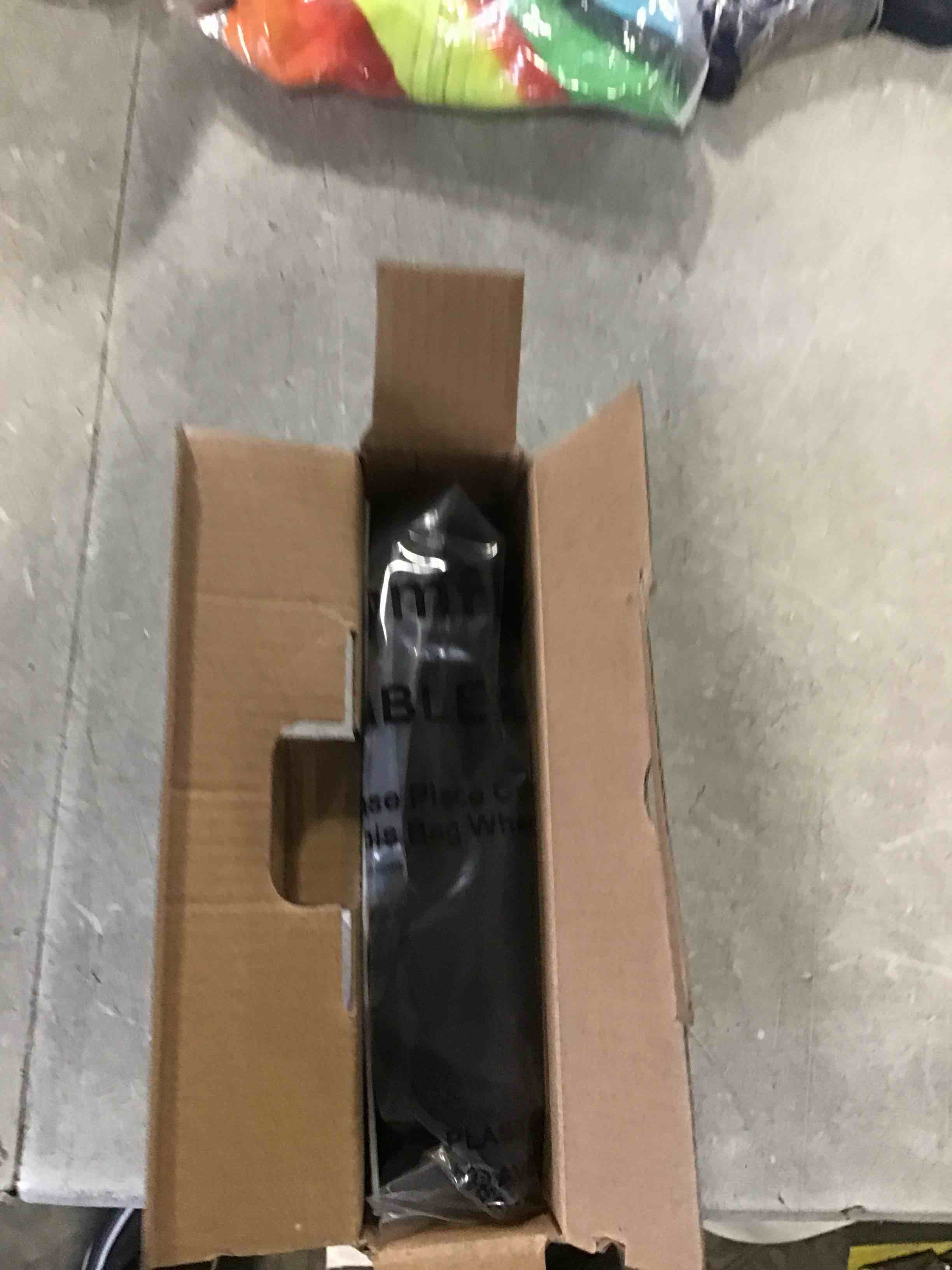 https://s3.amazonaws.com/lotting-images-prod/bidfta/PPE0579526_1731598585280.jpeg