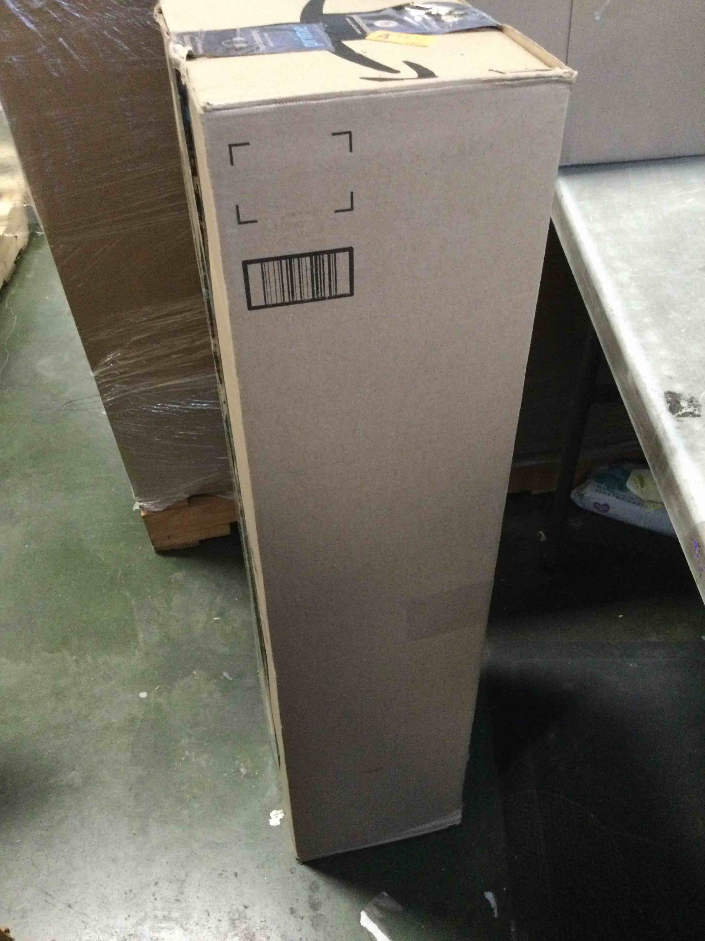 https://s3.amazonaws.com/lotting-images-prod/bidfta/PPE0581839_1732025552233.jpeg