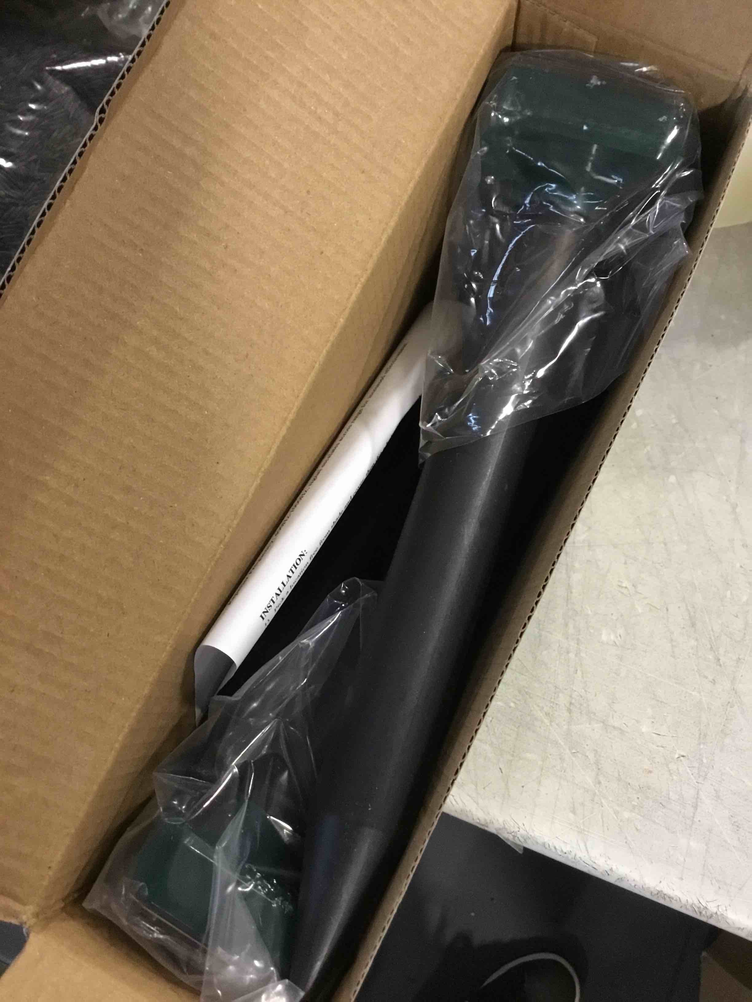 https://s3.amazonaws.com/lotting-images-prod/bidfta/PPE0582166_1731501232346.jpeg