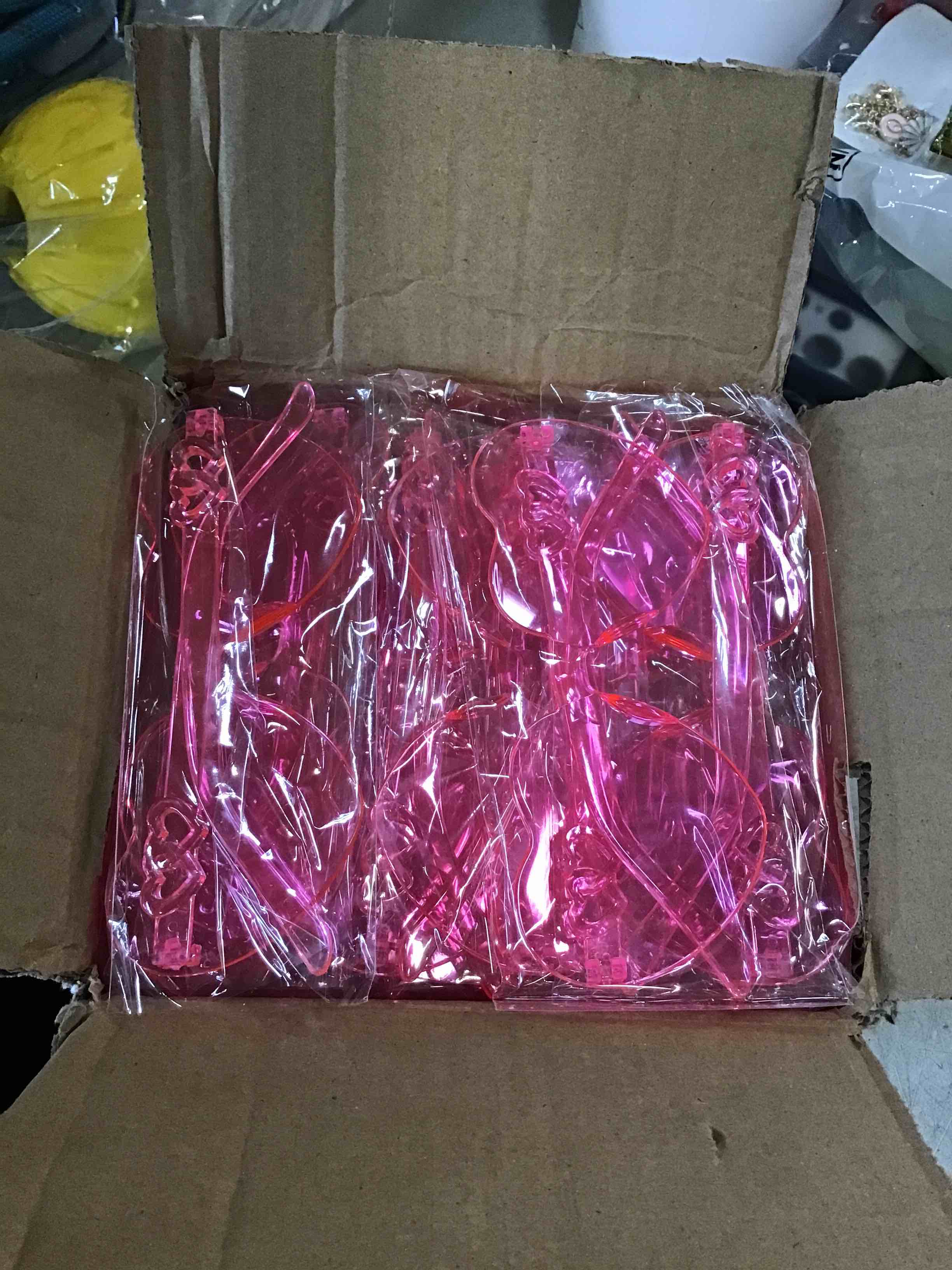 https://s3.amazonaws.com/lotting-images-prod/bidfta/PPE0582453_1731616163839.jpeg