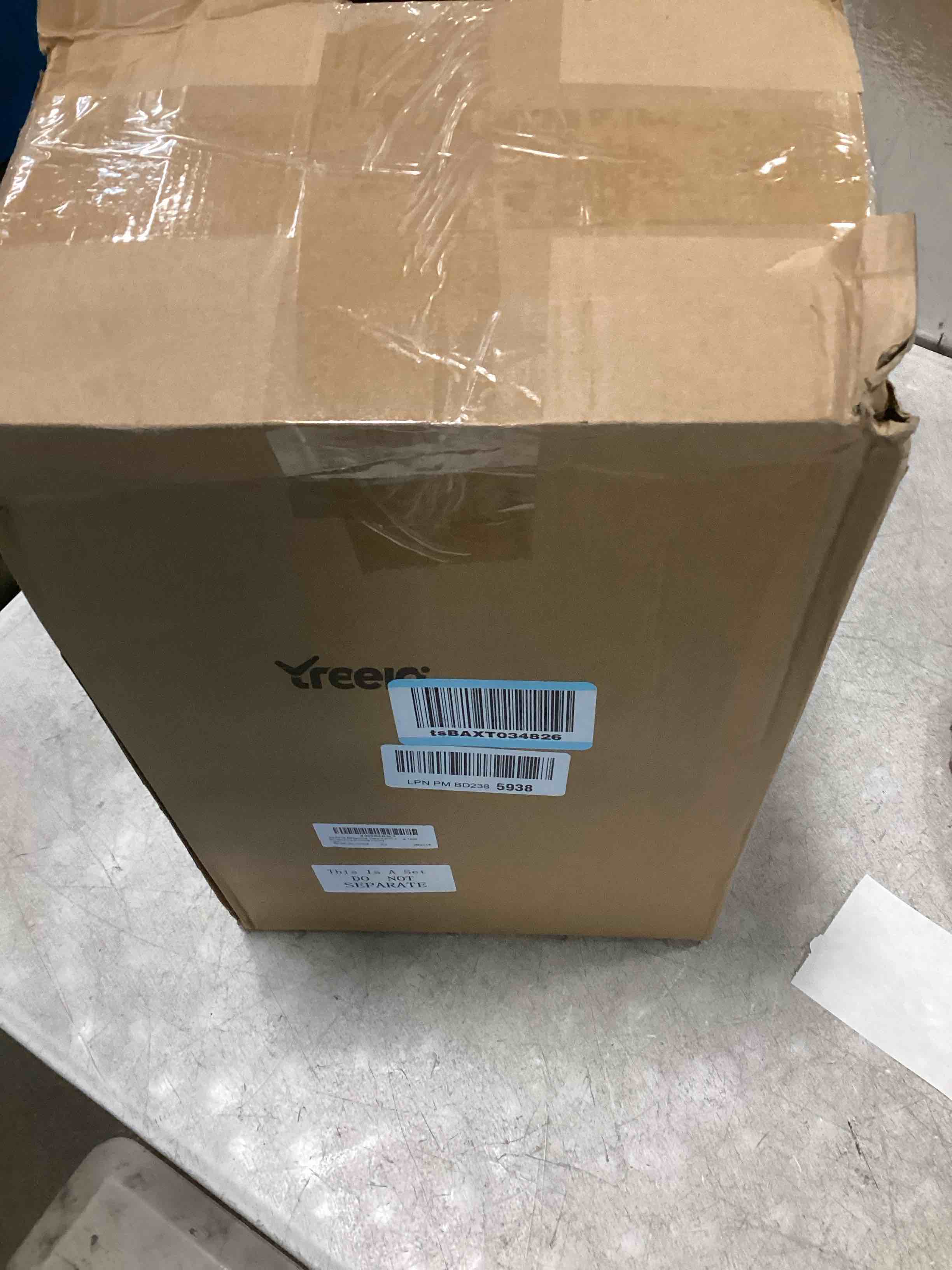 https://s3.amazonaws.com/lotting-images-prod/bidfta/PPE0584179_1732655365410.jpeg