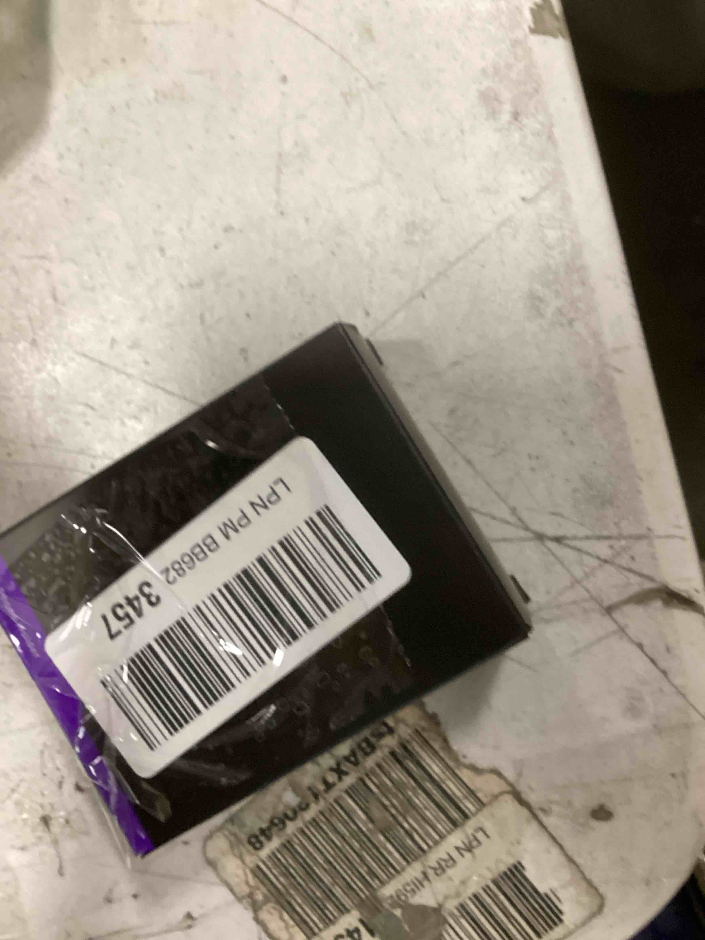 https://s3.amazonaws.com/lotting-images-prod/bidfta/PPE0584283_1732641303605.jpeg