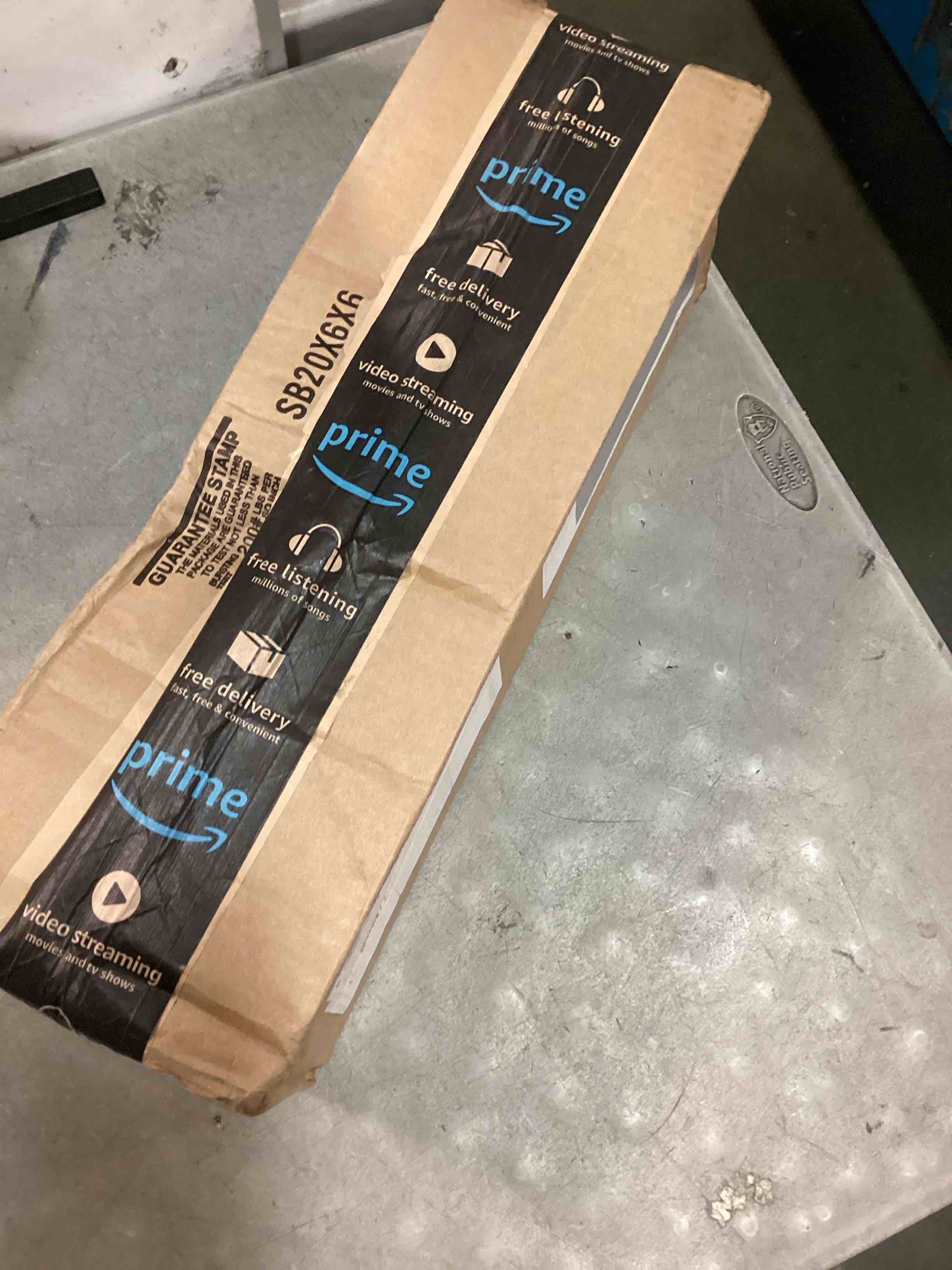 https://s3.amazonaws.com/lotting-images-prod/bidfta/PPE0584754_1732374268302.jpeg