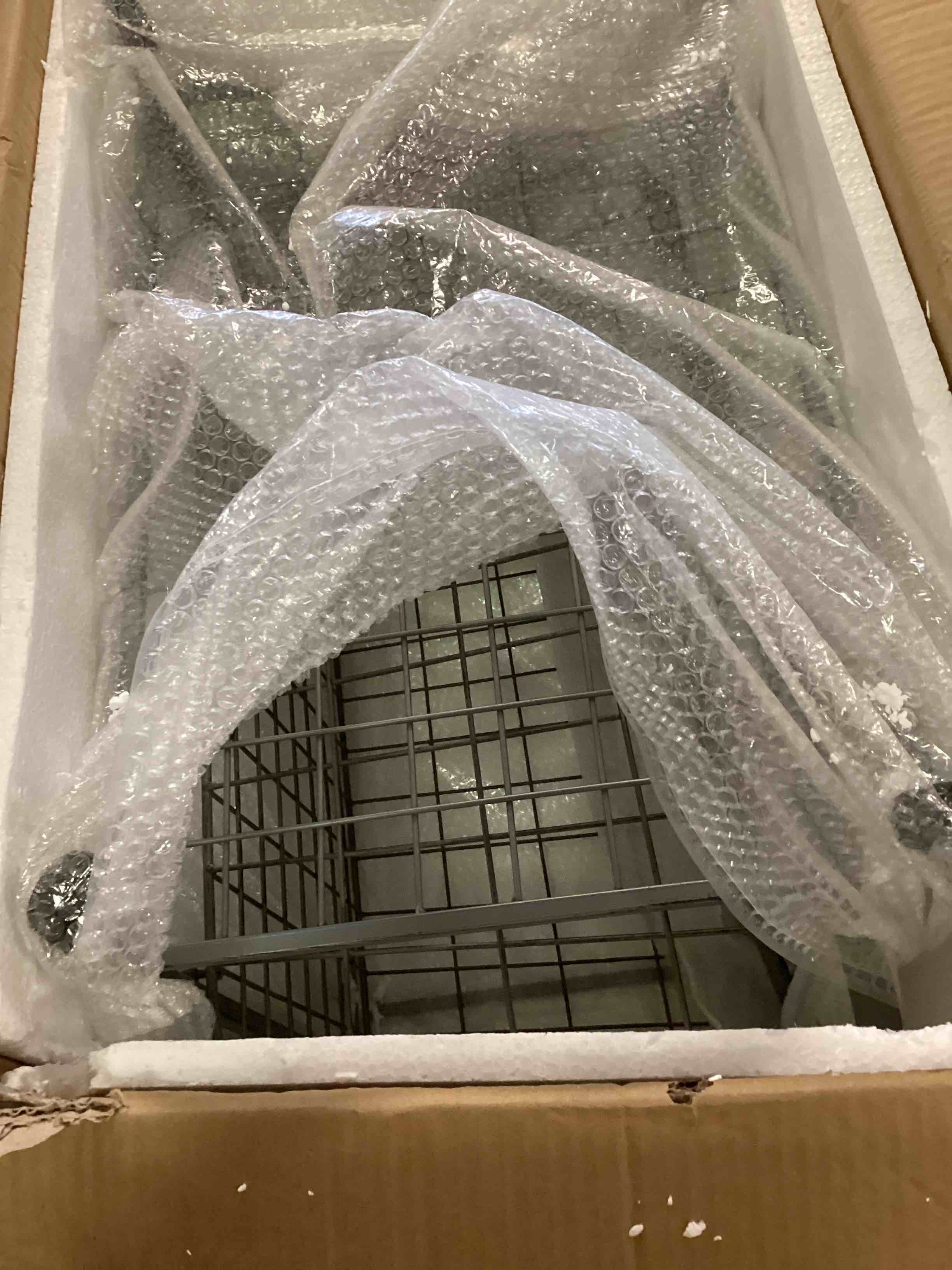 https://s3.amazonaws.com/lotting-images-prod/bidfta/PPE0584994_1732199895930.jpeg