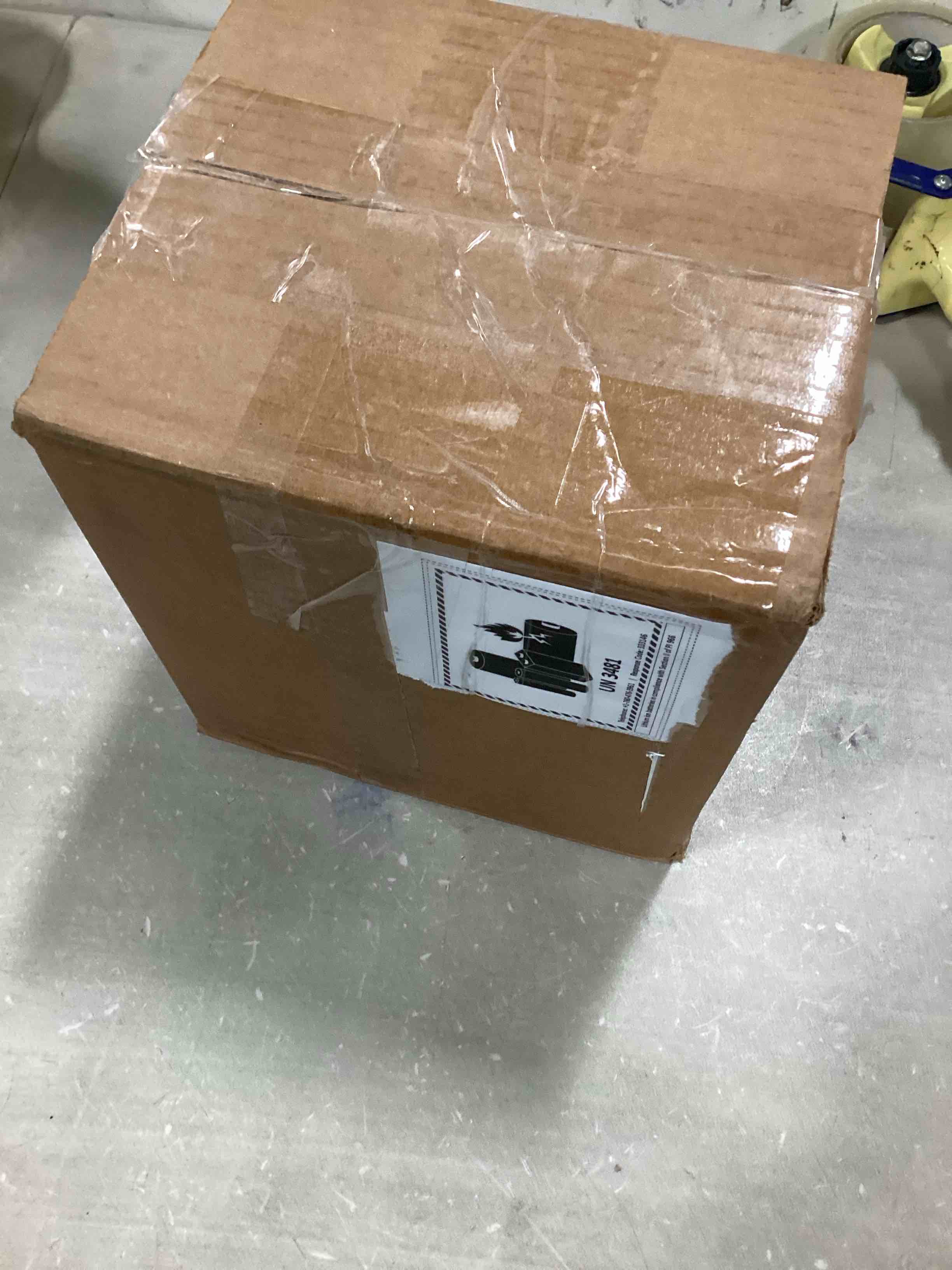 https://s3.amazonaws.com/lotting-images-prod/bidfta/PPE0585175_1732105404931.jpeg