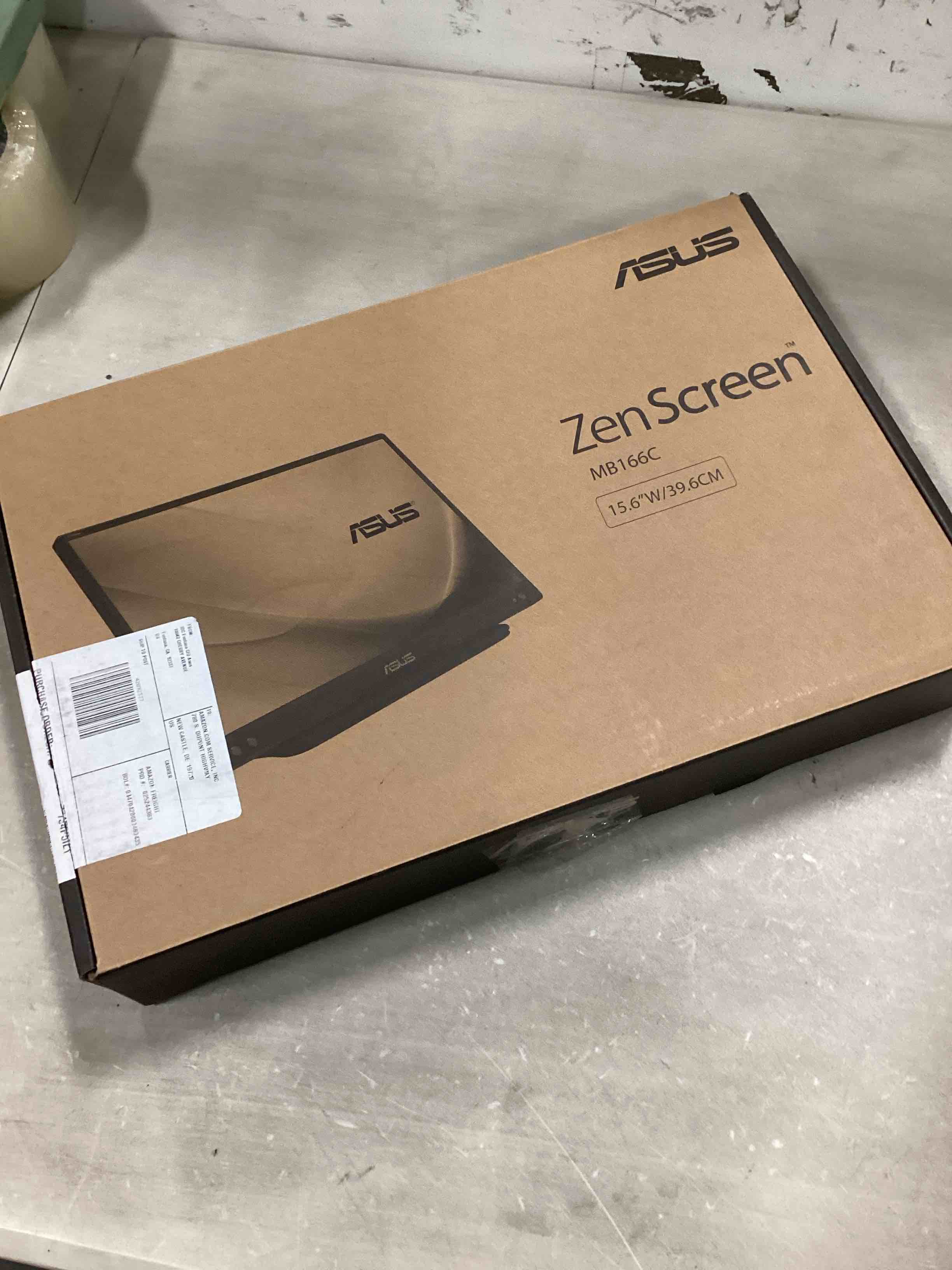 https://s3.amazonaws.com/lotting-images-prod/bidfta/PPE0585177_1732105215984.jpeg