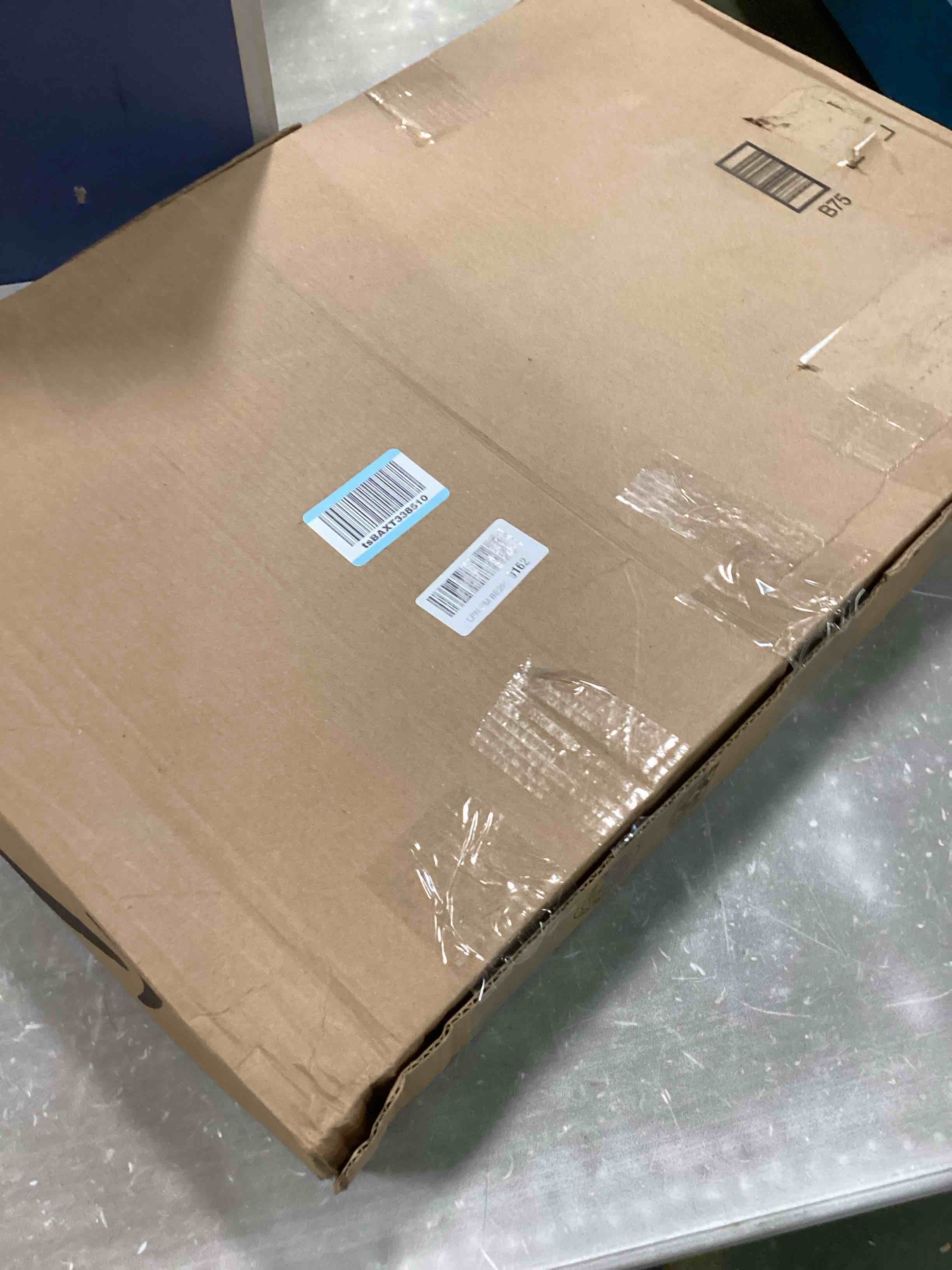 https://s3.amazonaws.com/lotting-images-prod/bidfta/PPE0585566_1731937724140.jpeg