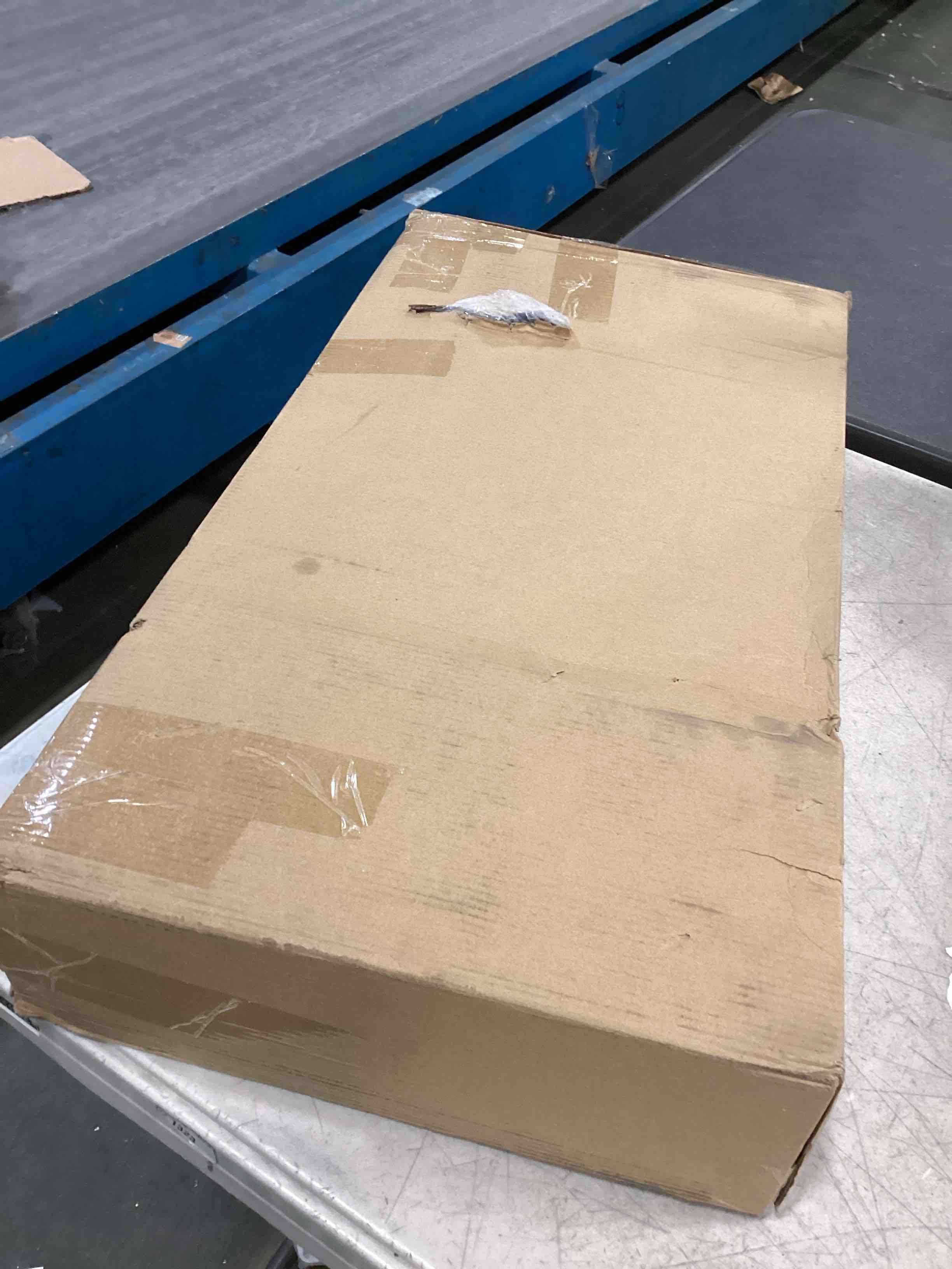 https://s3.amazonaws.com/lotting-images-prod/bidfta/PPE0585851_1731170358529.jpeg