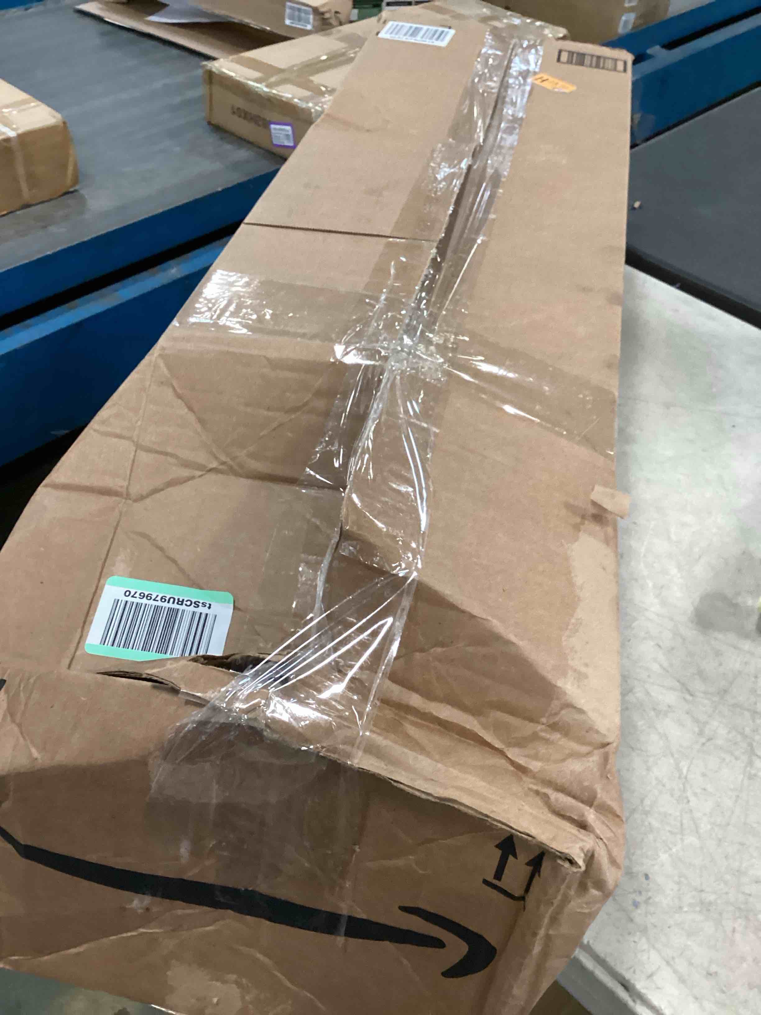 https://s3.amazonaws.com/lotting-images-prod/bidfta/PPE0585925_1731162420062.jpeg