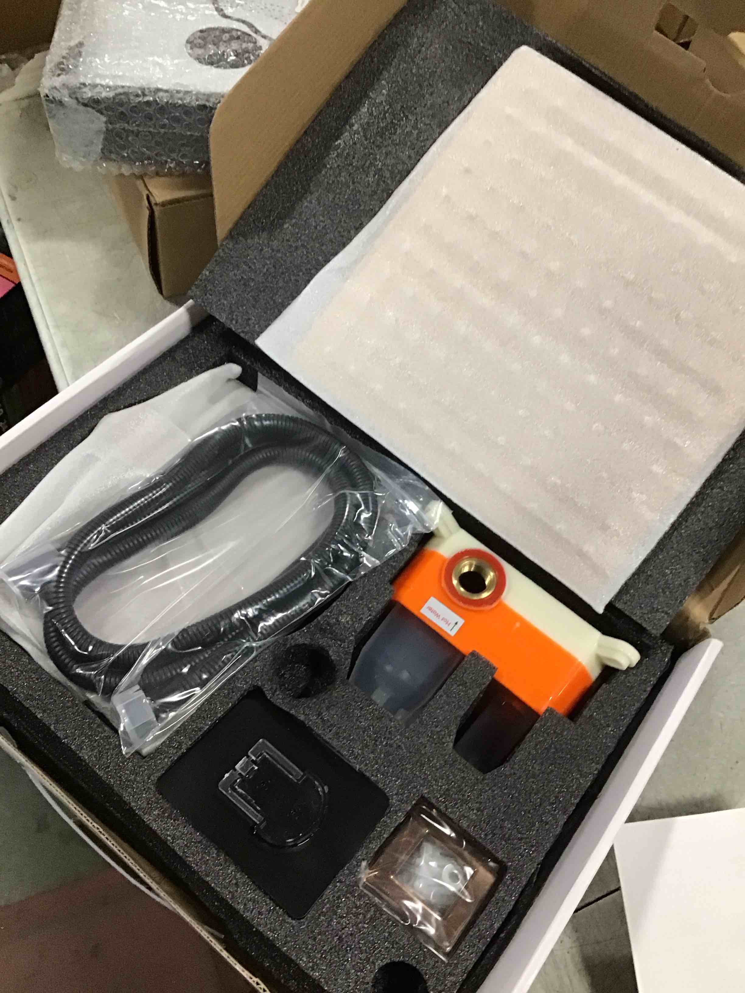 https://s3.amazonaws.com/lotting-images-prod/bidfta/PPE0586962_1732025990658.jpeg