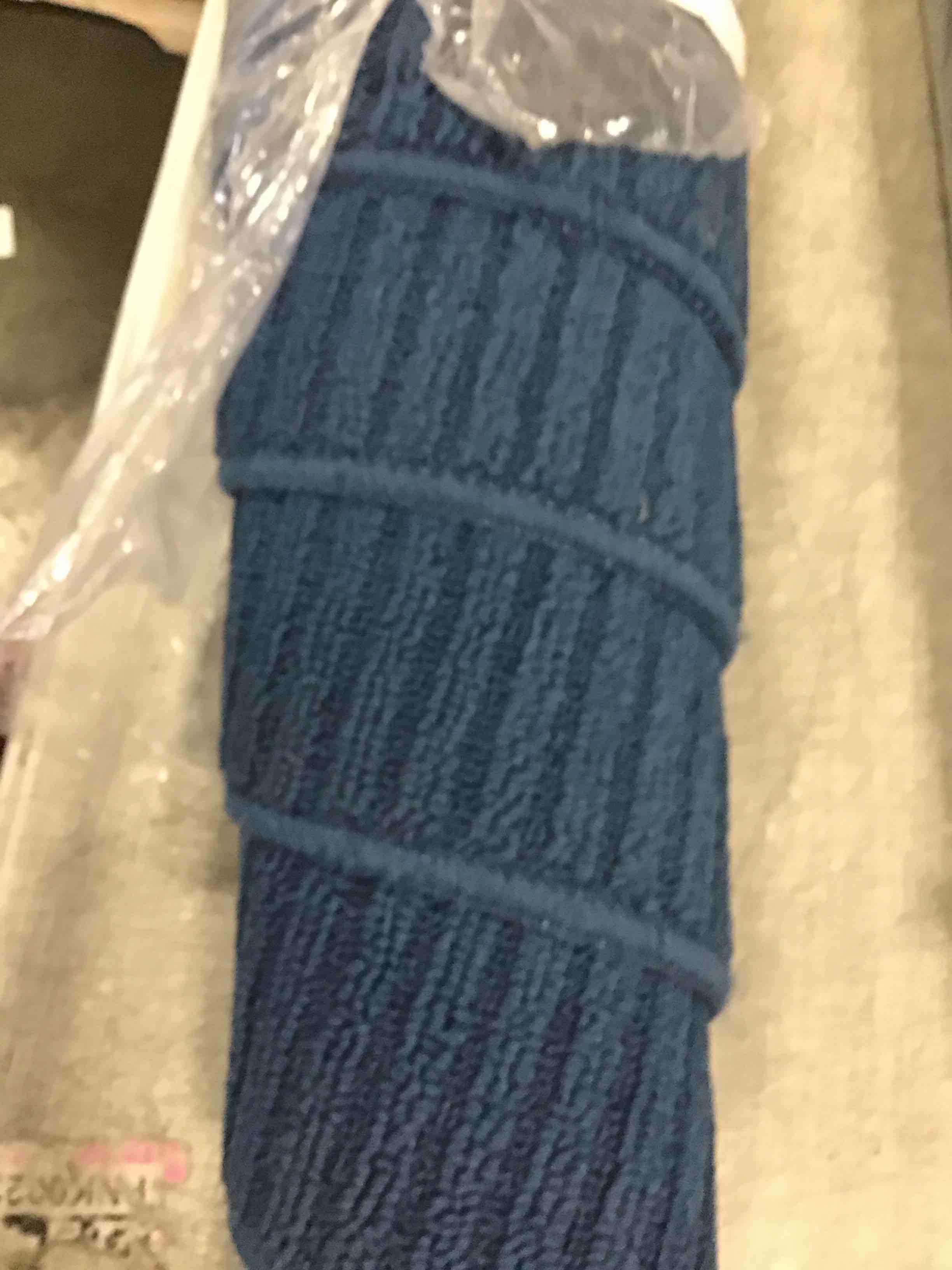 https://s3.amazonaws.com/lotting-images-prod/bidfta/PPE0587180_1731946409784.jpeg