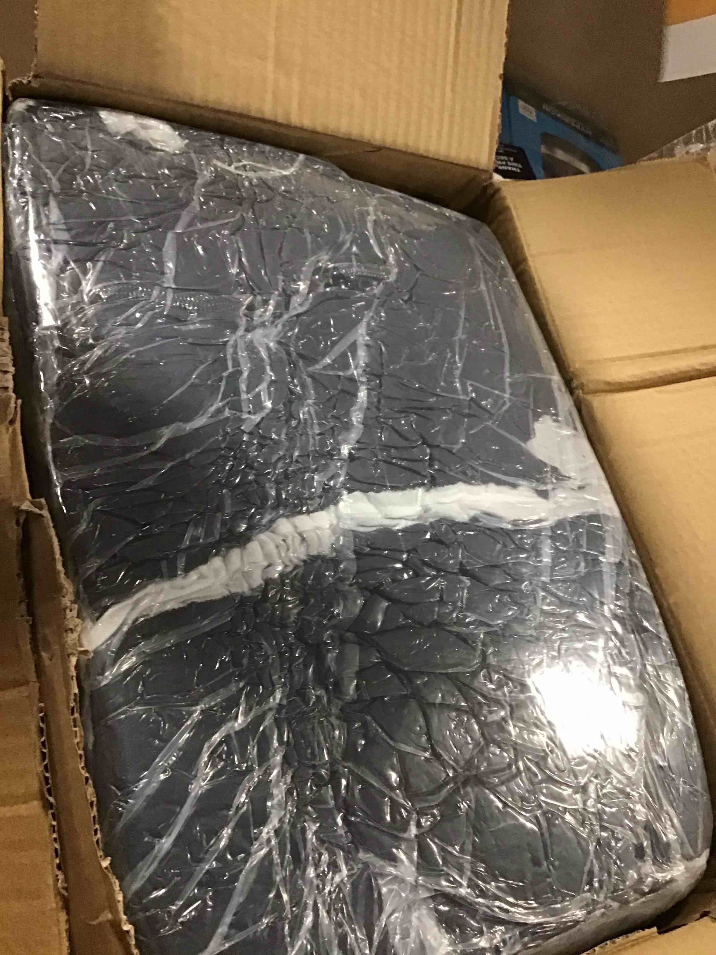 https://s3.amazonaws.com/lotting-images-prod/bidfta/PPE0587592_1731674913446.jpeg
