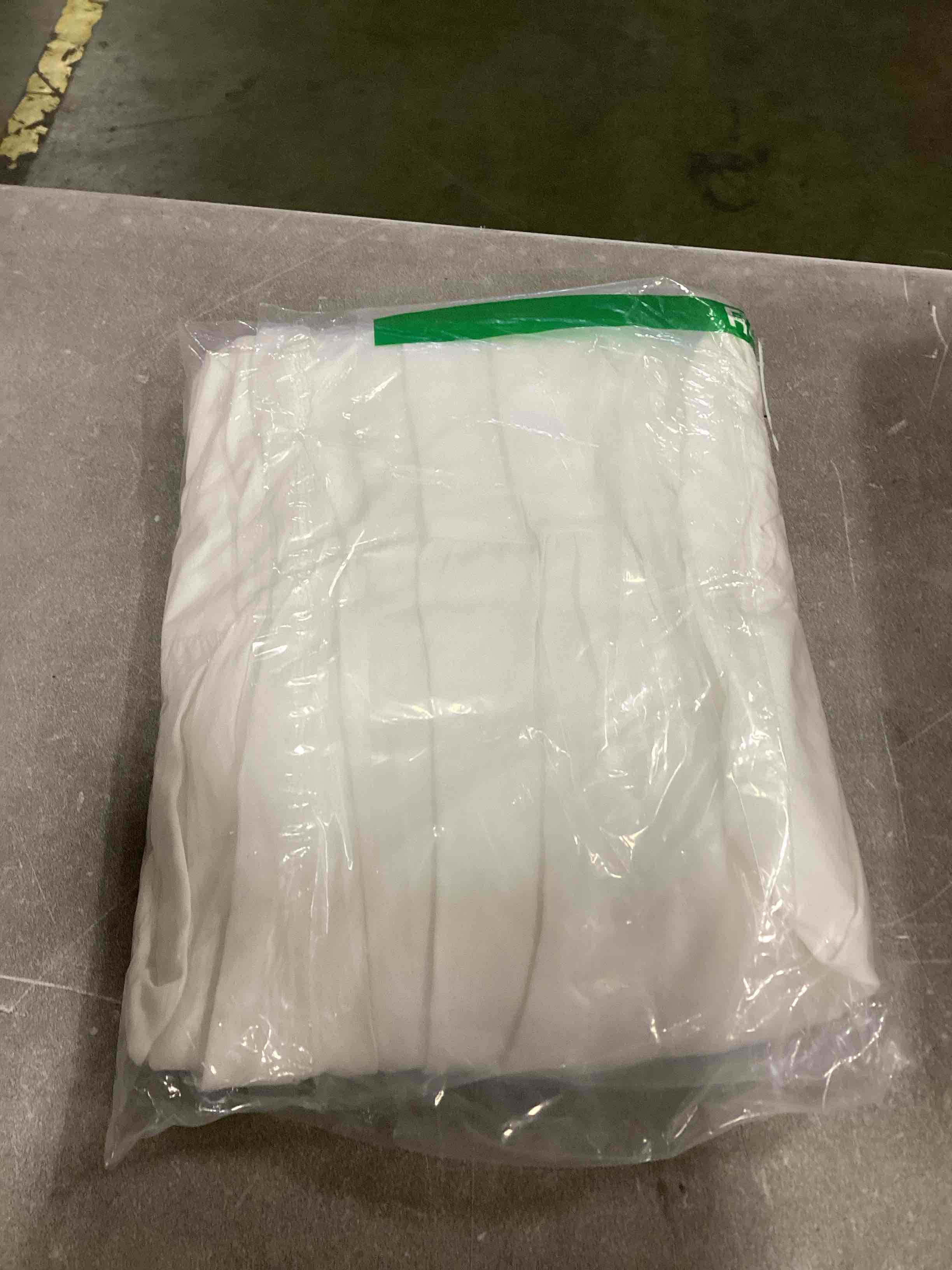https://s3.amazonaws.com/lotting-images-prod/bidfta/PPE0588932_1732022195806.jpeg