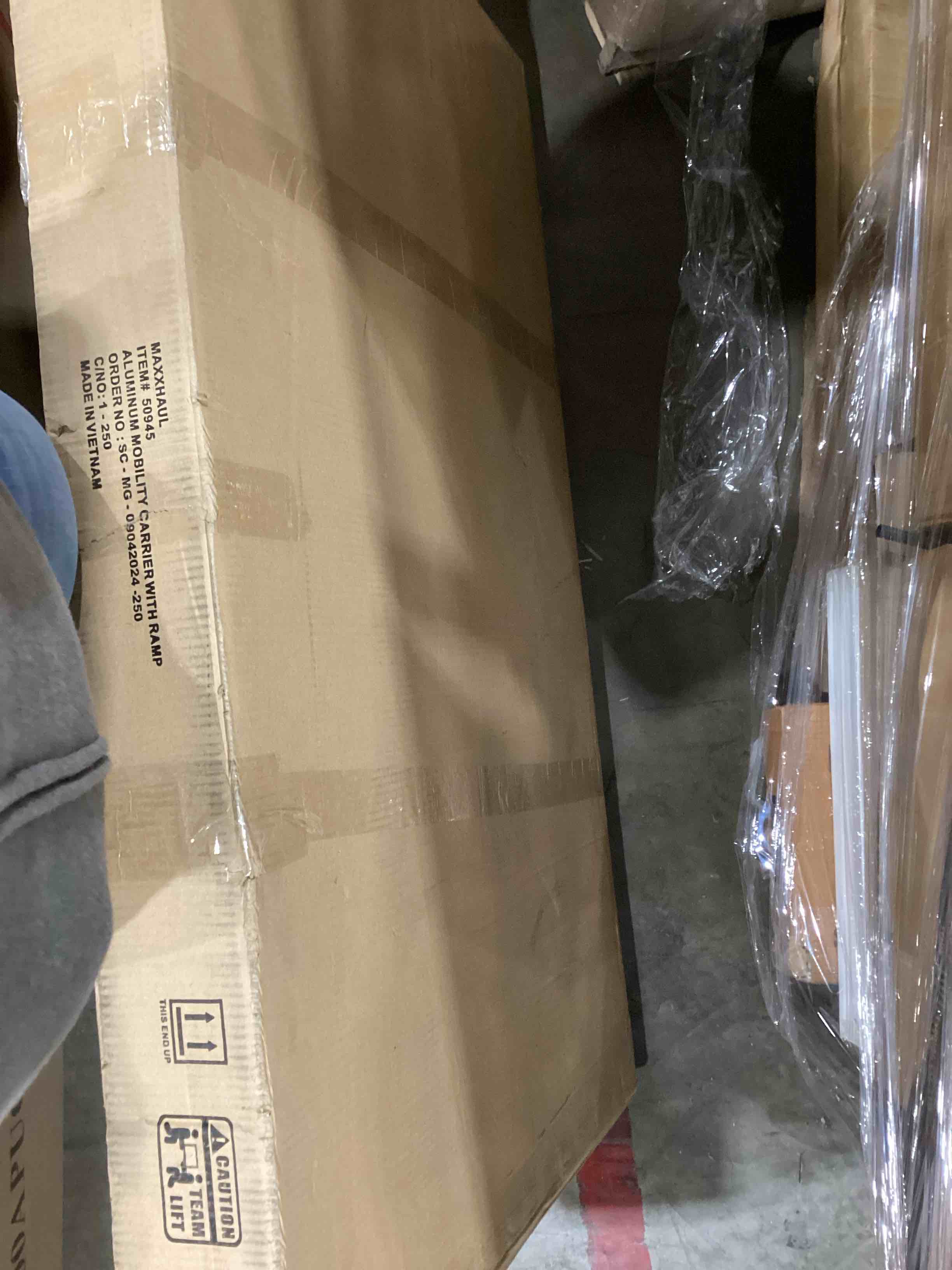 maxxhaul aluminum mobility carrier with ramp