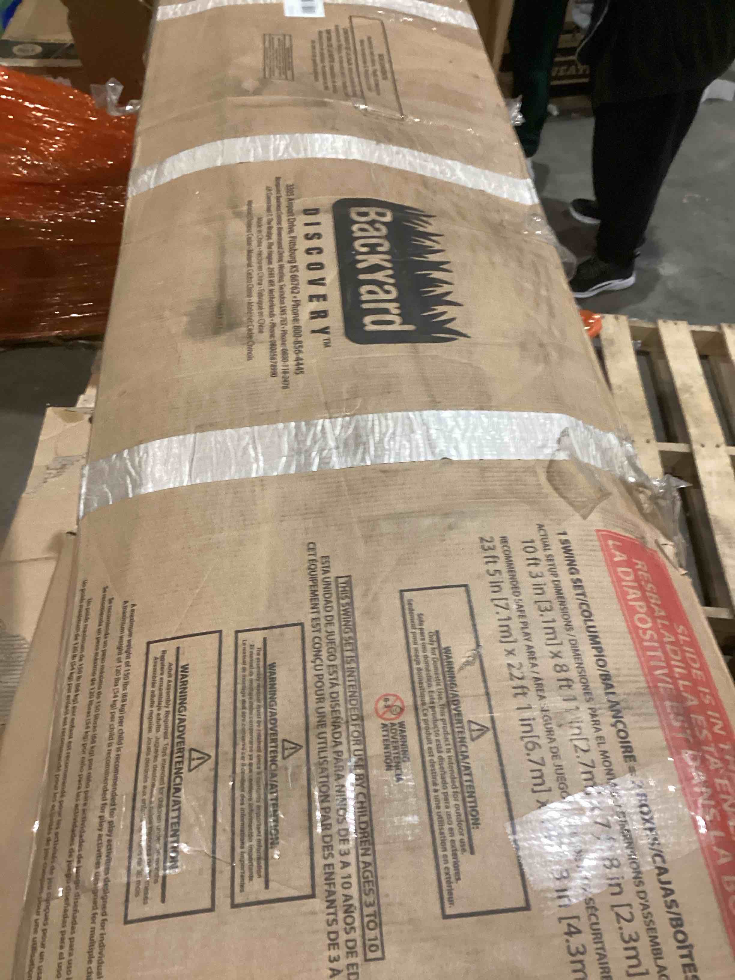 Camp Chef Smoke Vault - Vertical, Propane Meat Smoker for Outdoor Cooking of Meat, Pies & More - 150°F to 350°F Range - 24"