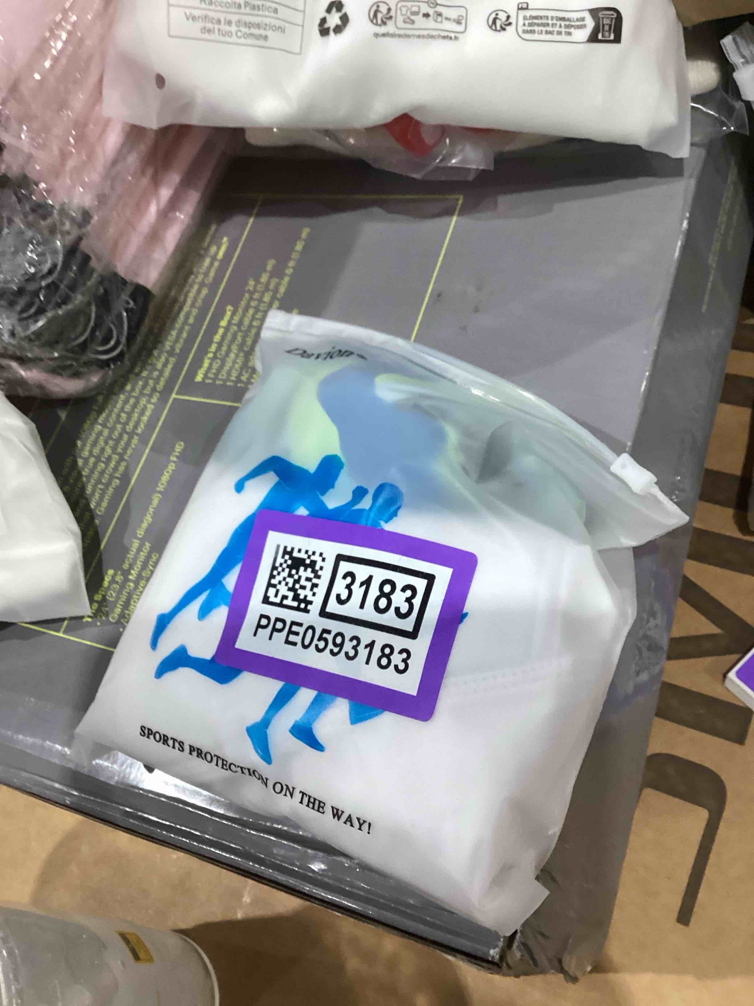 https://s3.amazonaws.com/lotting-images-prod/bidfta/PPE0593183_1736289570767.jpeg