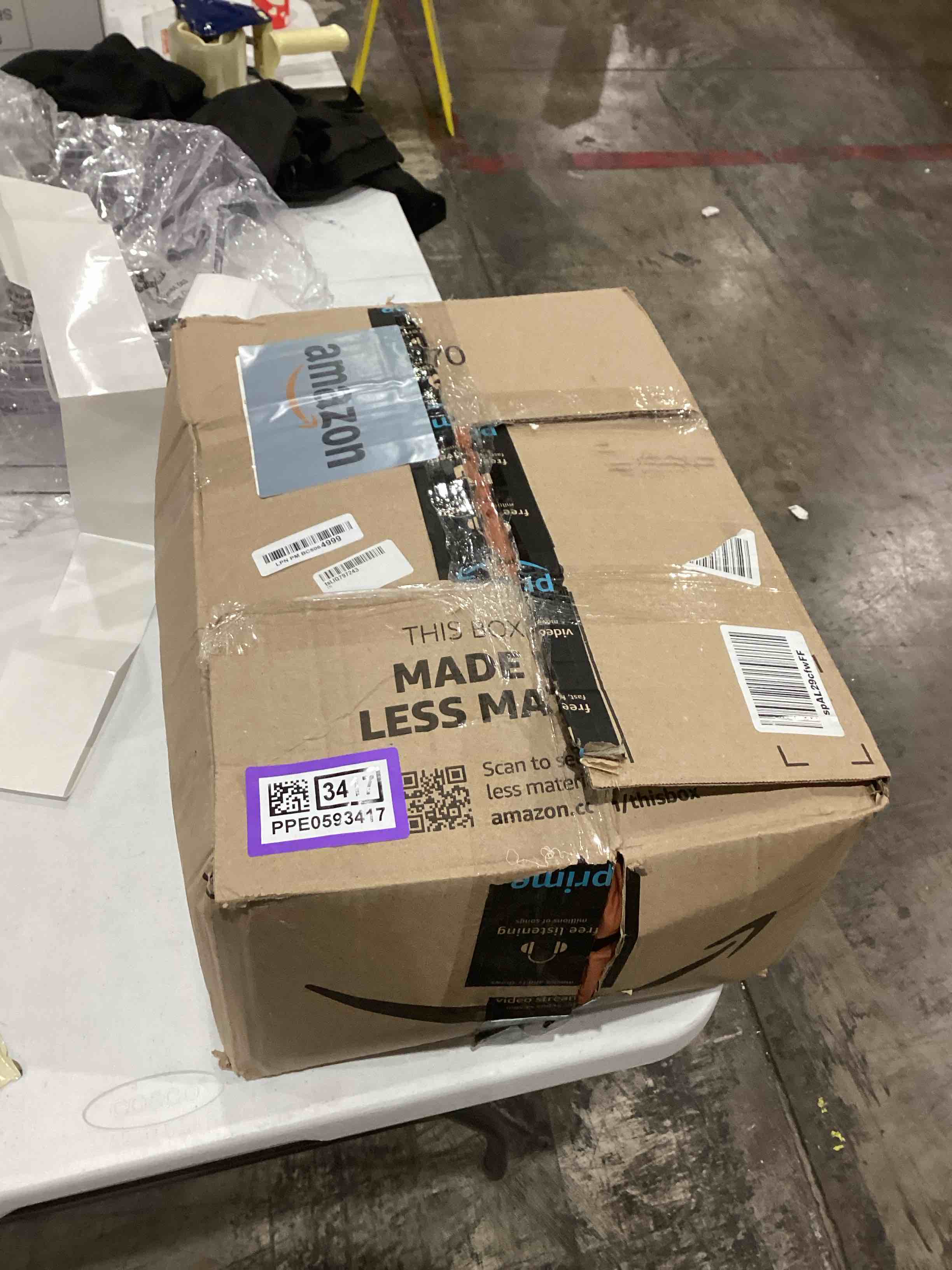 https://s3.amazonaws.com/lotting-images-prod/bidfta/PPE0593417_1735589142742.jpeg