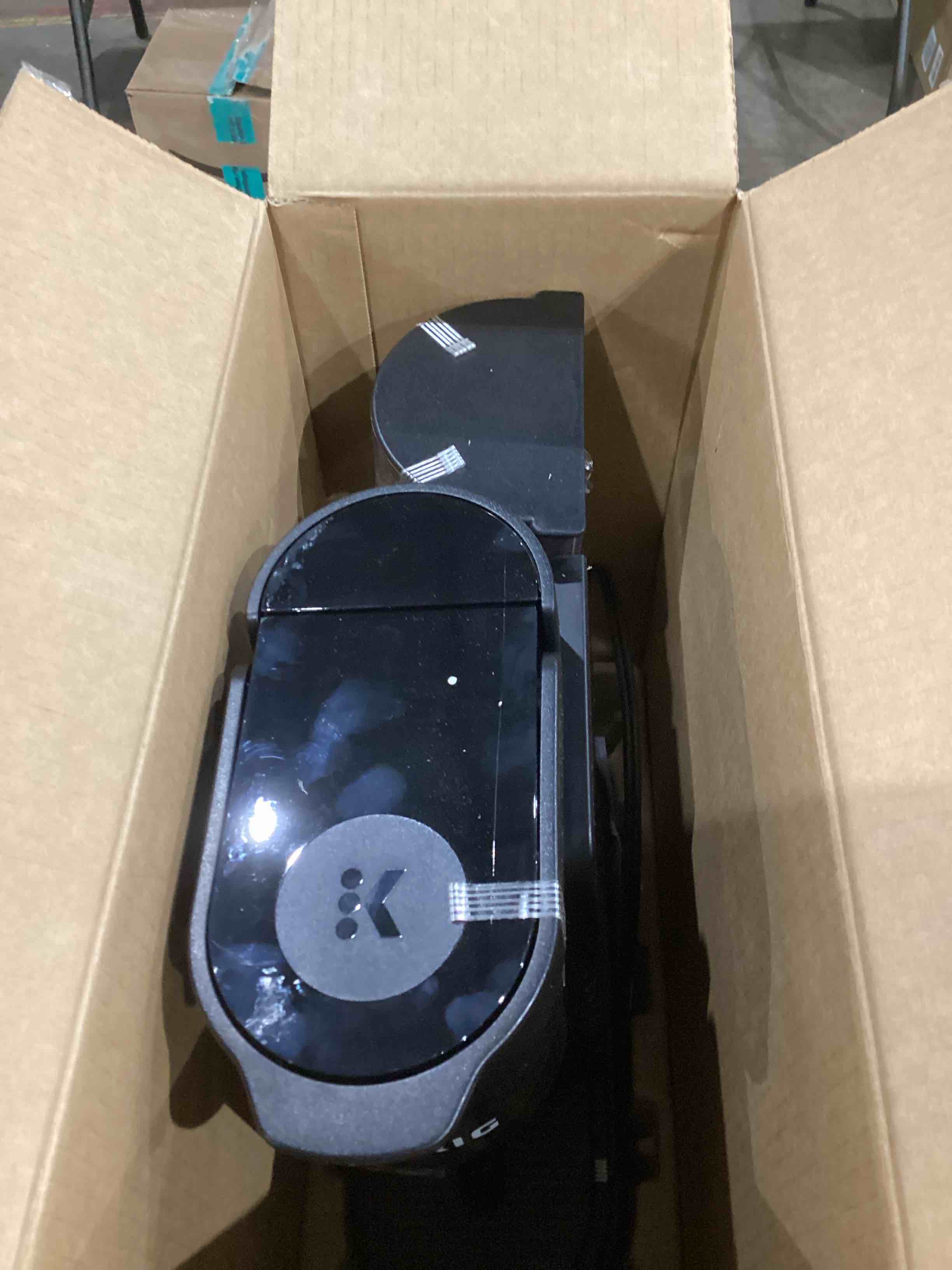https://s3.amazonaws.com/lotting-images-prod/bidfta/PPE0594603_1744725745177.jpeg