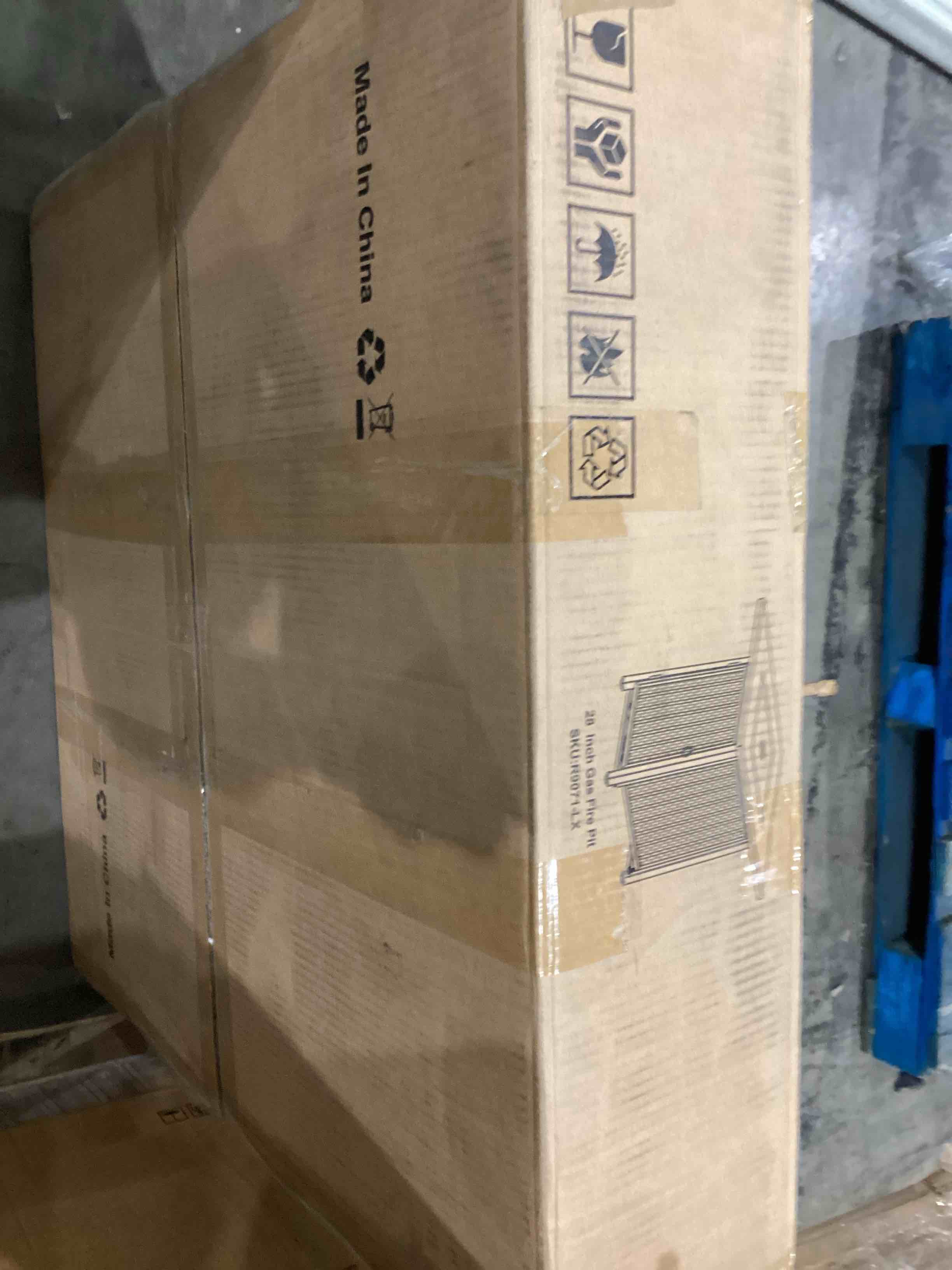 https://s3.amazonaws.com/lotting-images-prod/bidfta/PPE0594965_1744378124696.jpeg