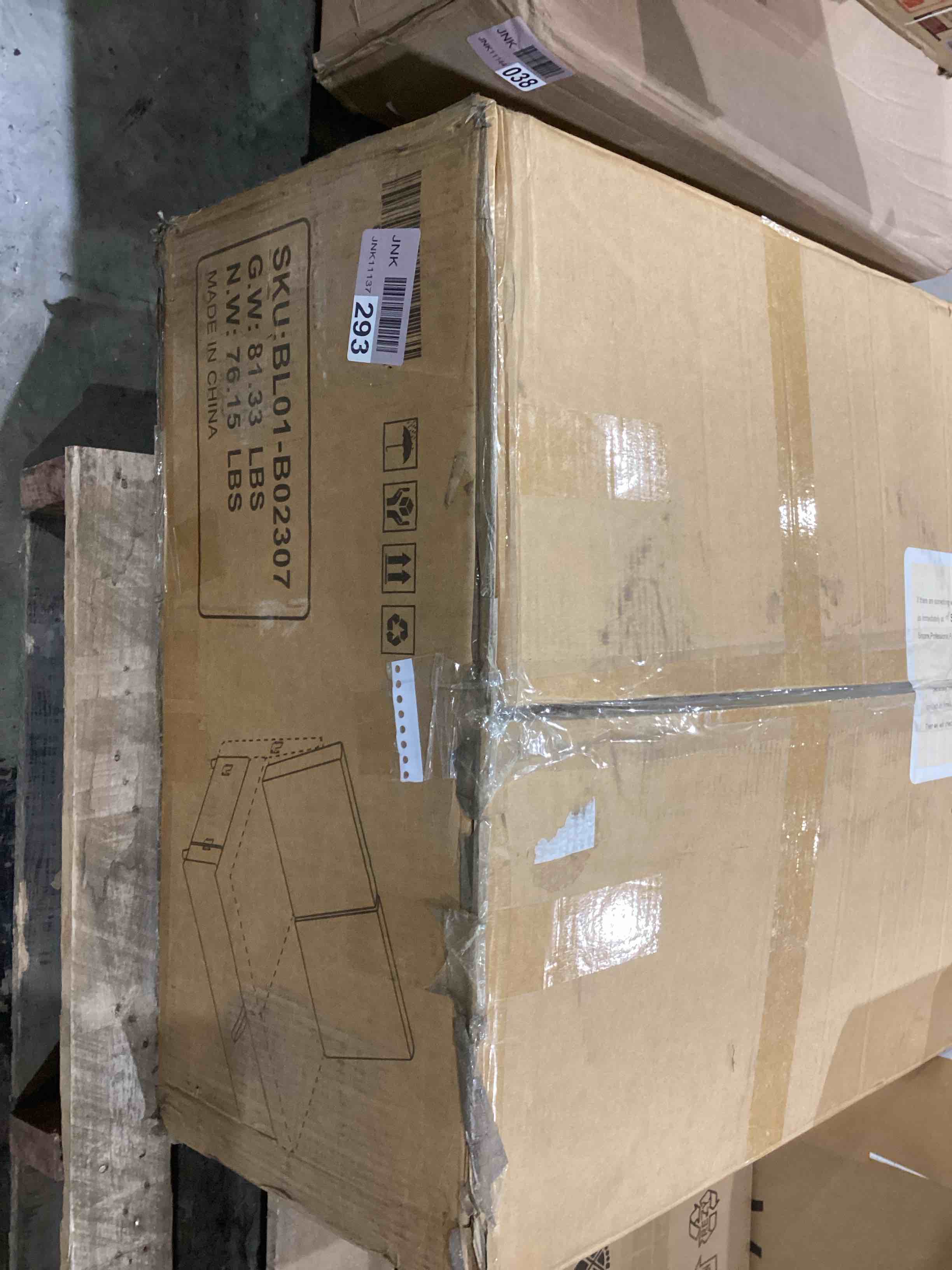 https://s3.amazonaws.com/lotting-images-prod/bidfta/PPE0595020_1744371709228.jpeg
