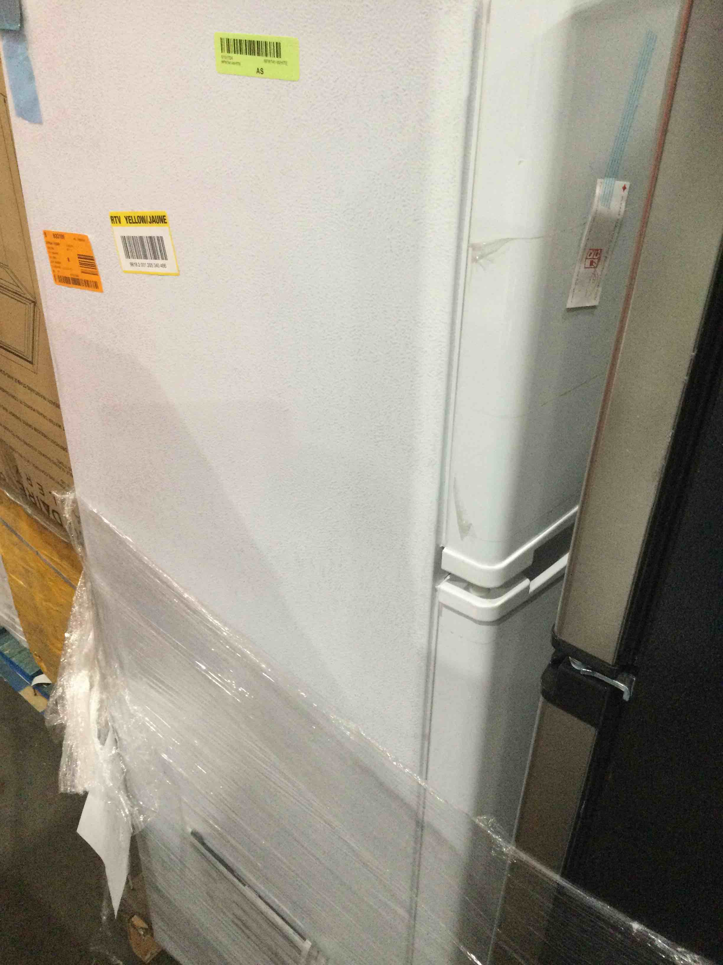https://s3.amazonaws.com/lotting-images-prod/bidfta/PPE0595683_1741370912088.jpeg