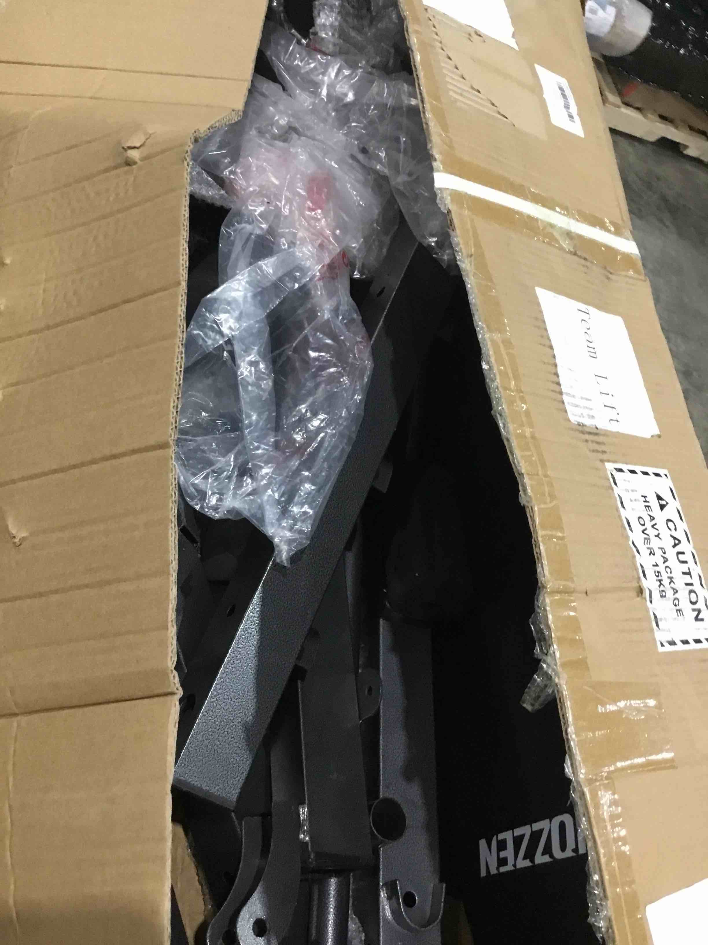 https://s3.amazonaws.com/lotting-images-prod/bidfta/PPE0597497_1732044549821.jpeg