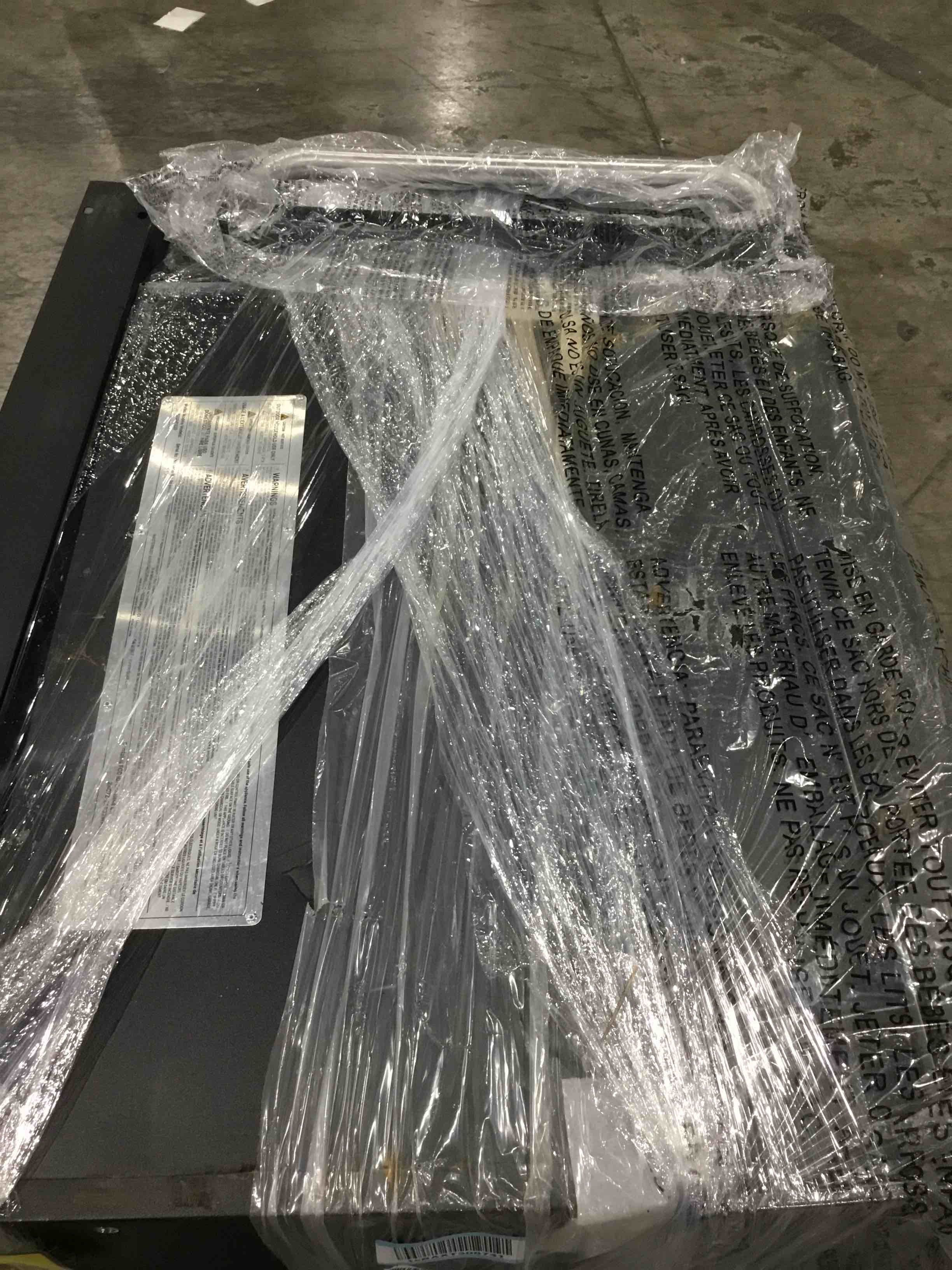 Gravity Series 1050 Digital Charcoal Grill + Smoker