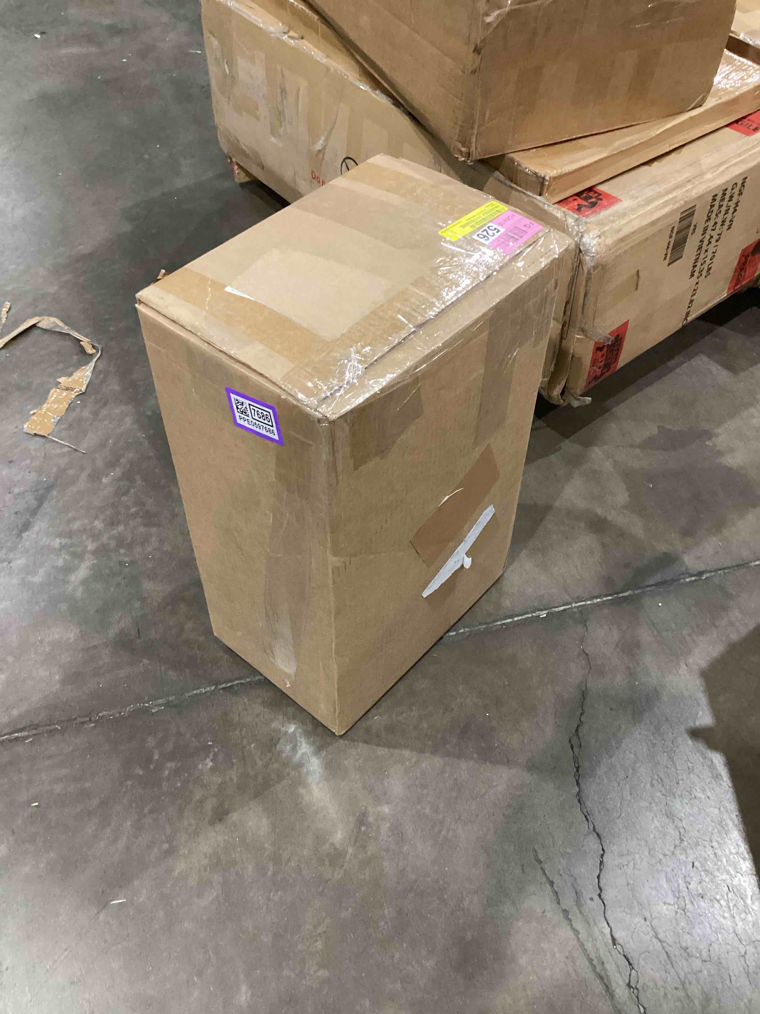 https://s3.amazonaws.com/lotting-images-prod/bidfta/PPE0597686_1732025165911.jpeg