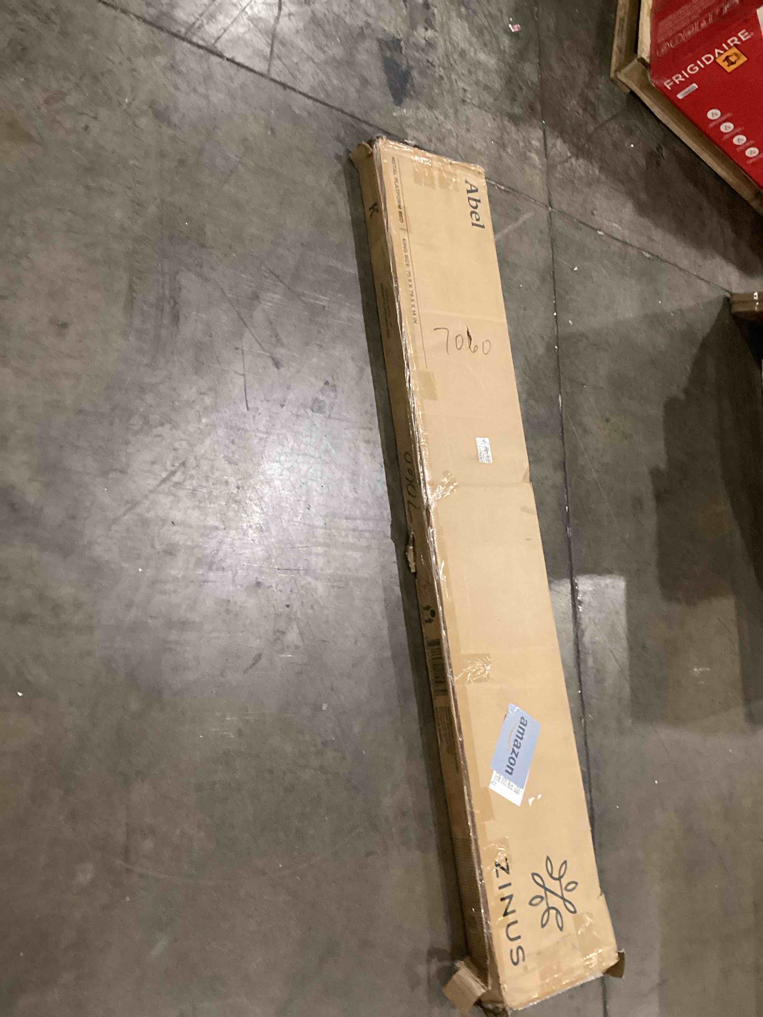 https://s3.amazonaws.com/lotting-images-prod/bidfta/PPE0597823_1731955334595.jpeg