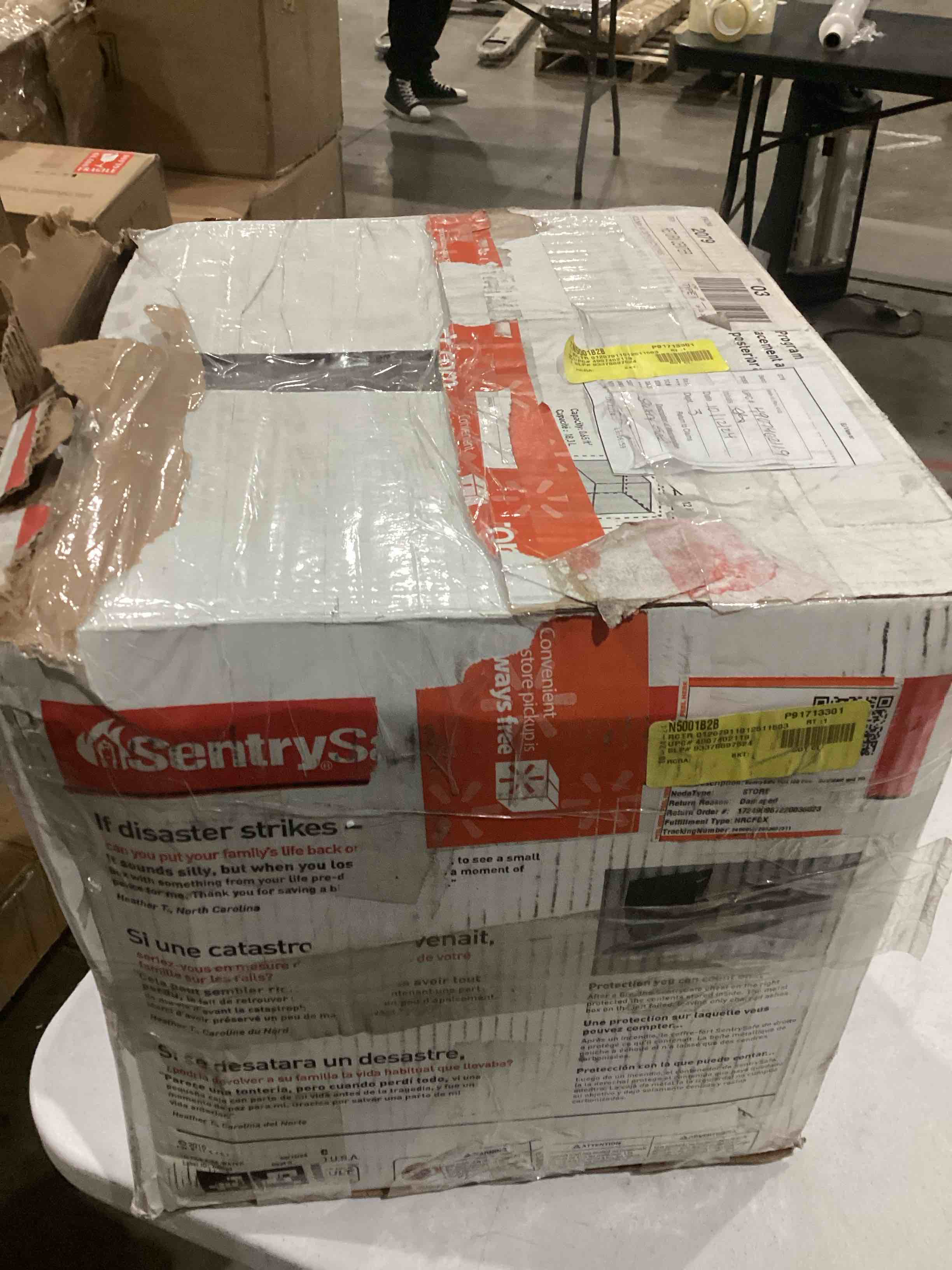 https://s3.amazonaws.com/lotting-images-prod/bidfta/PPE0598011_1745414356630.jpeg