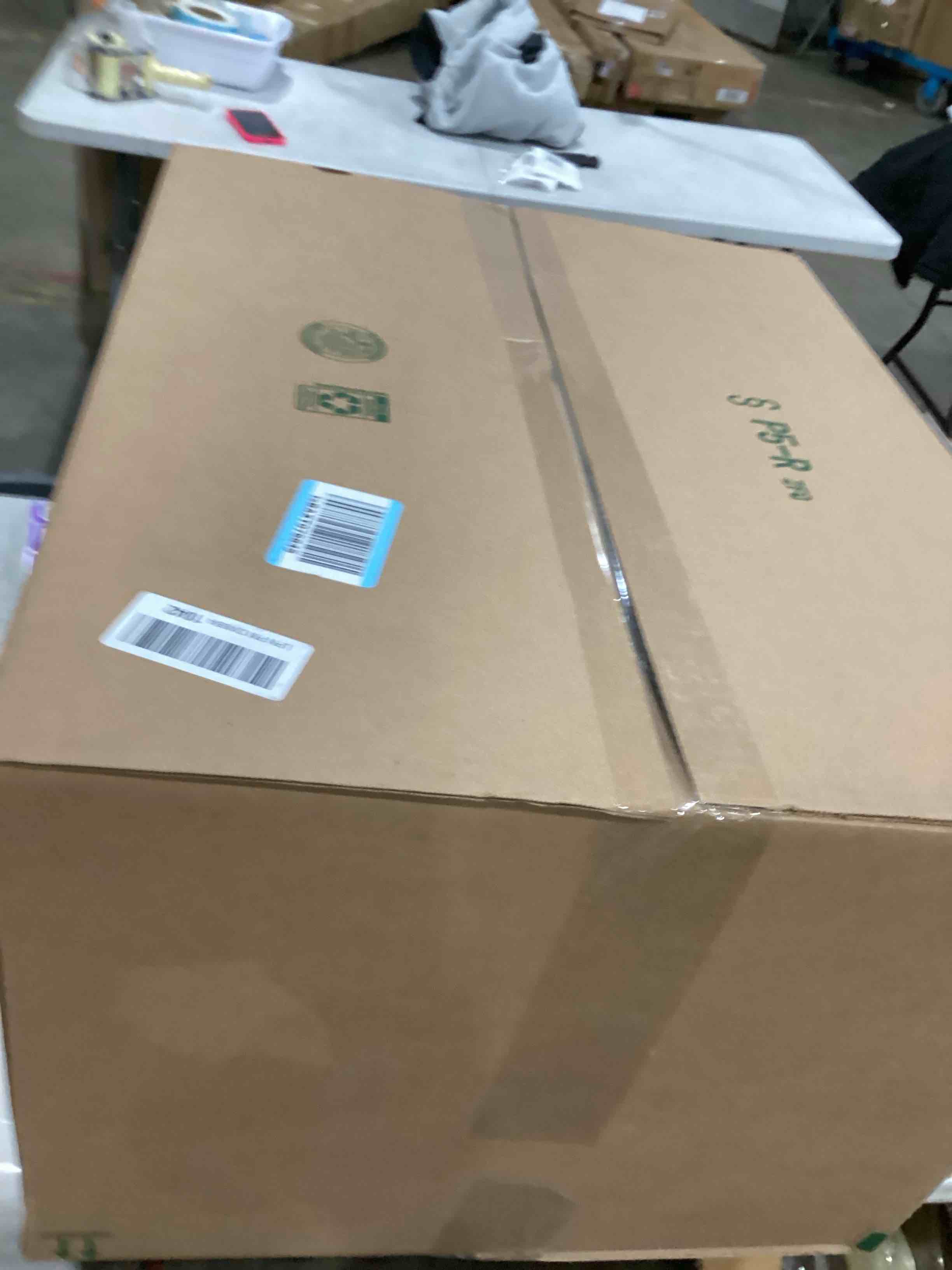 https://s3.amazonaws.com/lotting-images-prod/bidfta/PPE0599436_1744729865466.jpeg