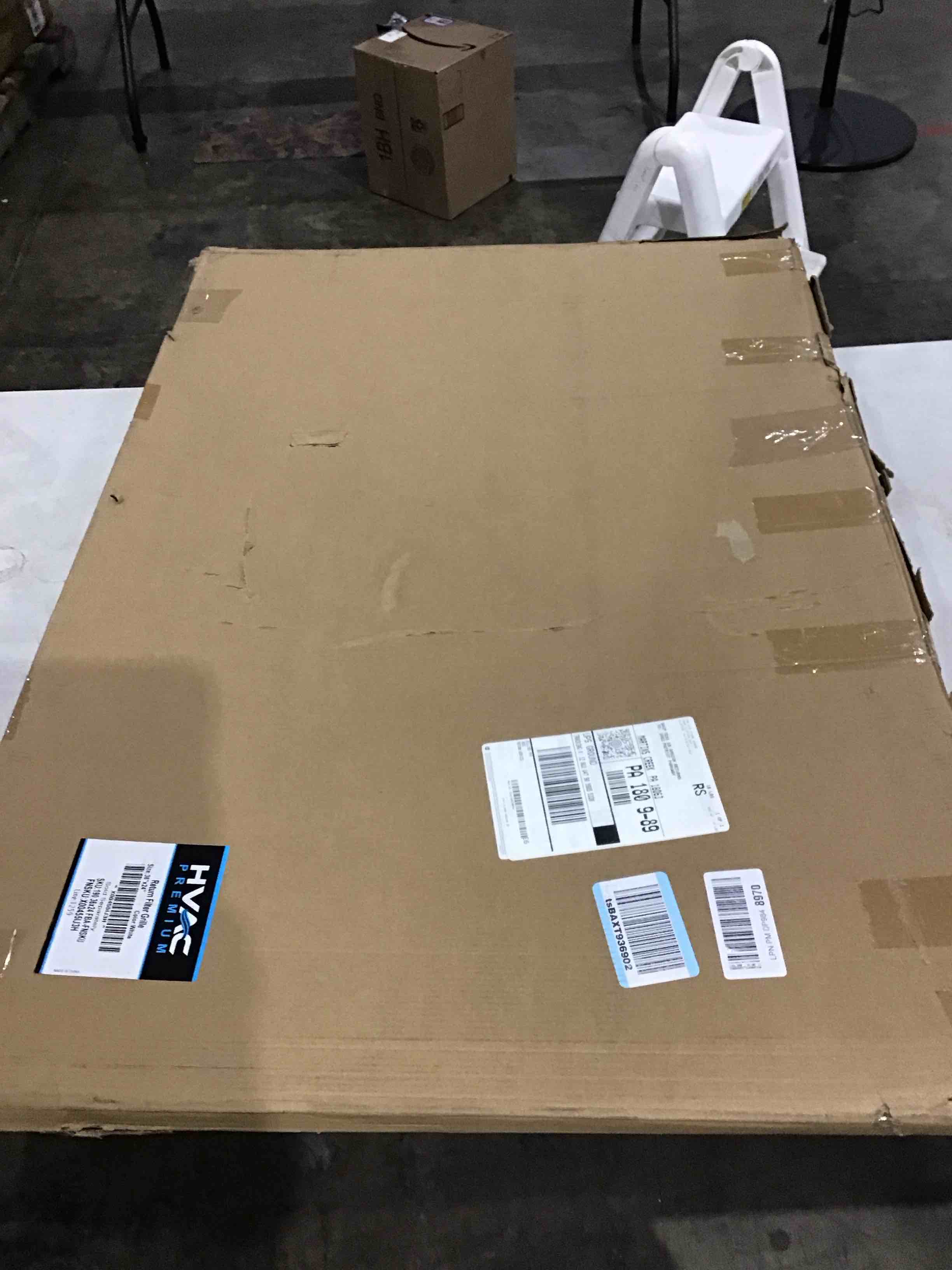 https://s3.amazonaws.com/lotting-images-prod/bidfta/PPE0600081_1746443989414.jpeg