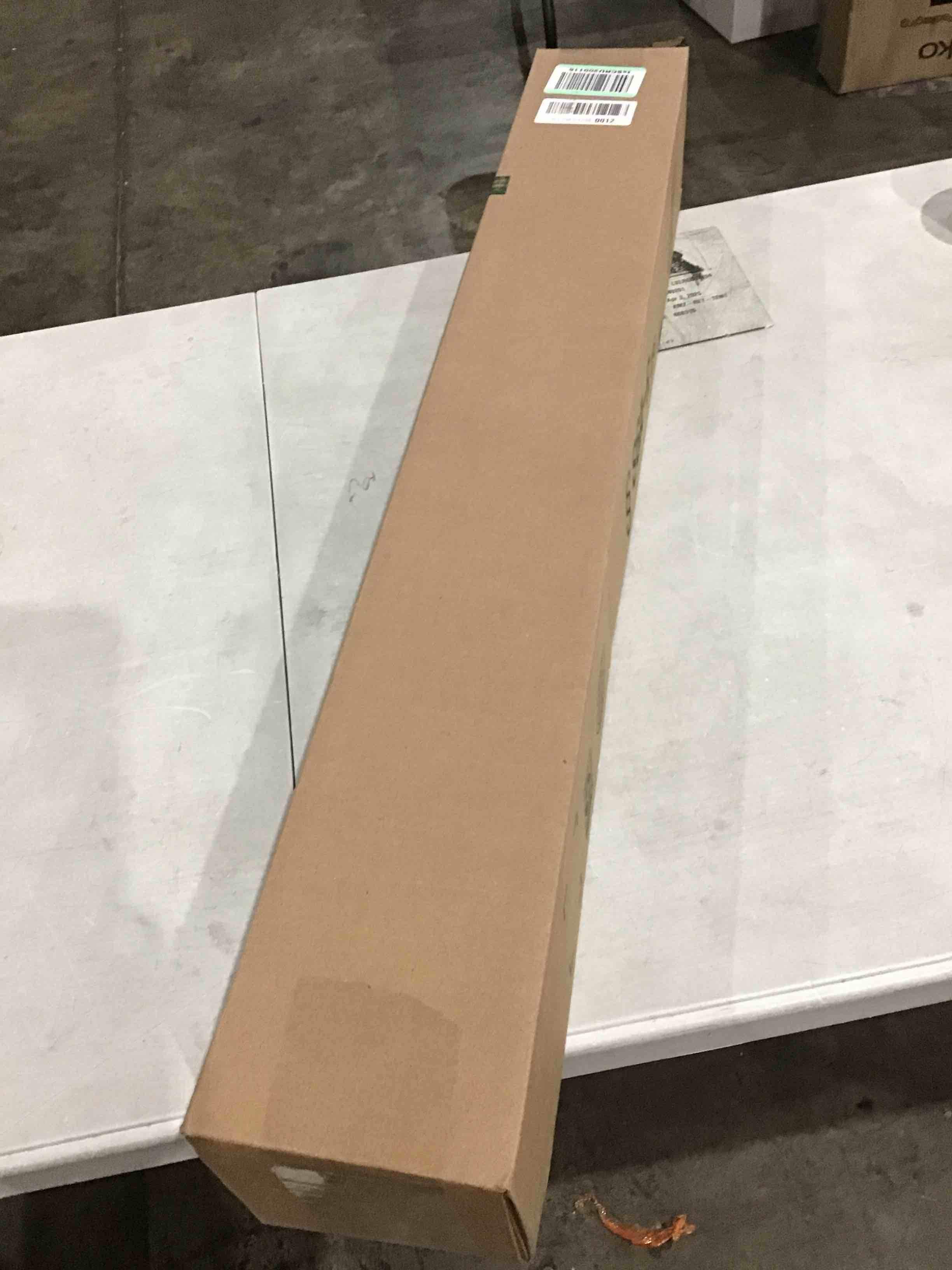 https://s3.amazonaws.com/lotting-images-prod/bidfta/PPE0600190_1746199696973.jpeg