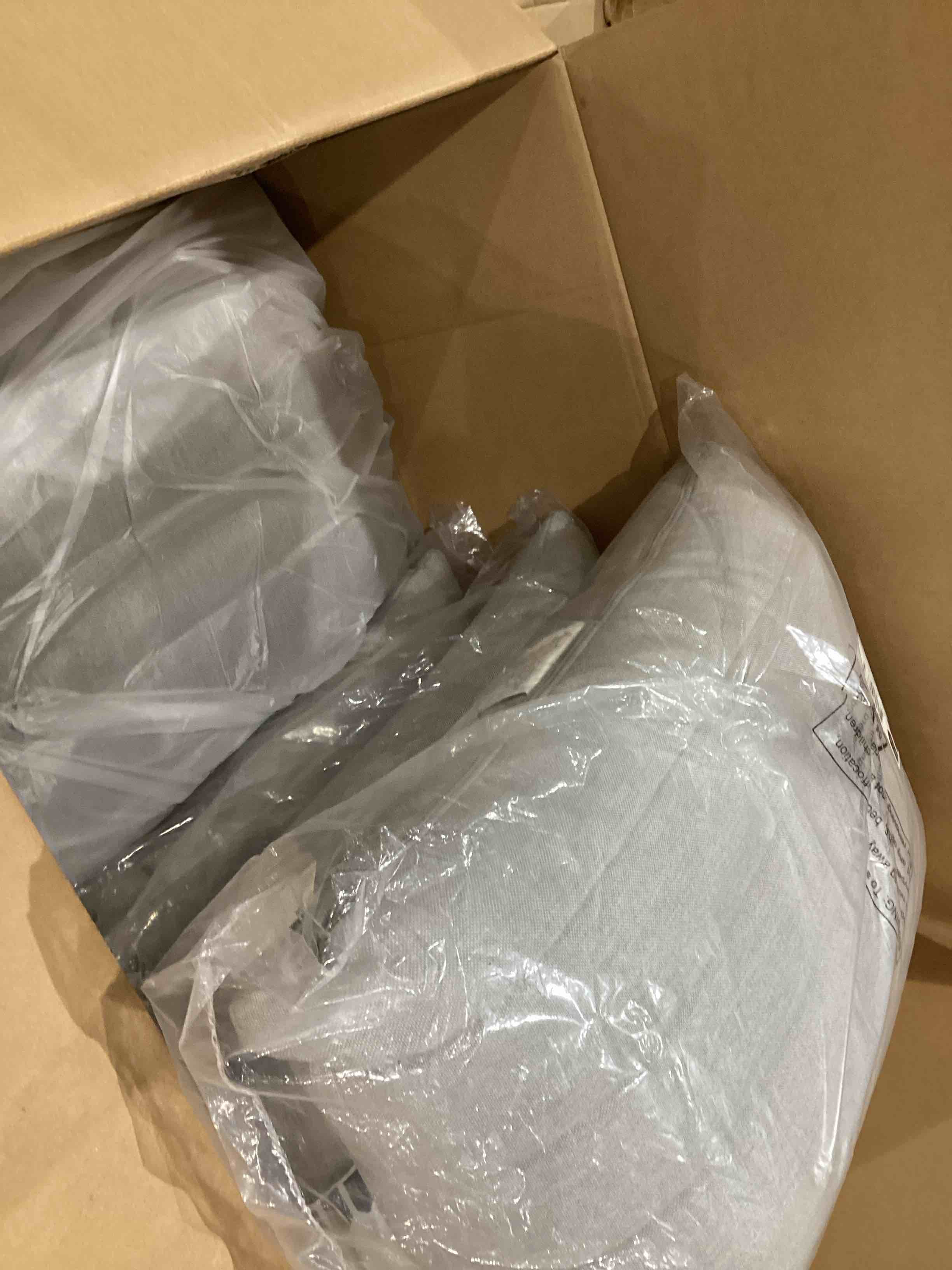 https://s3.amazonaws.com/lotting-images-prod/bidfta/PPE0600257_1746189560979.jpeg
