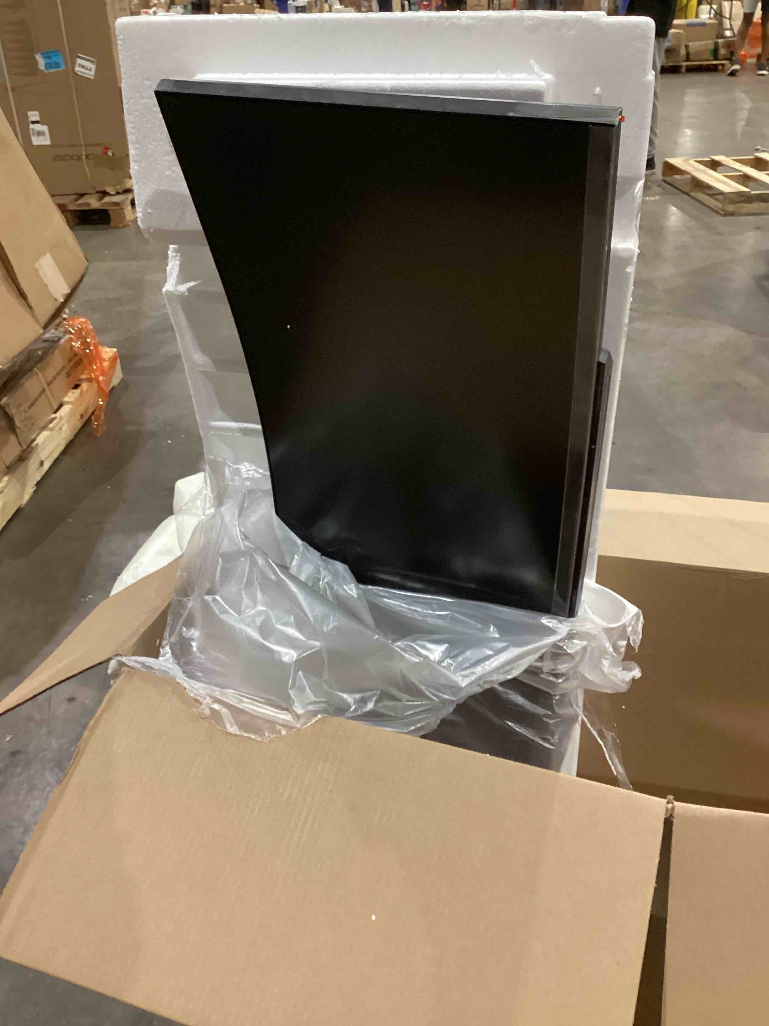 https://s3.amazonaws.com/lotting-images-prod/bidfta/PPE0600259_1746188216222.jpeg