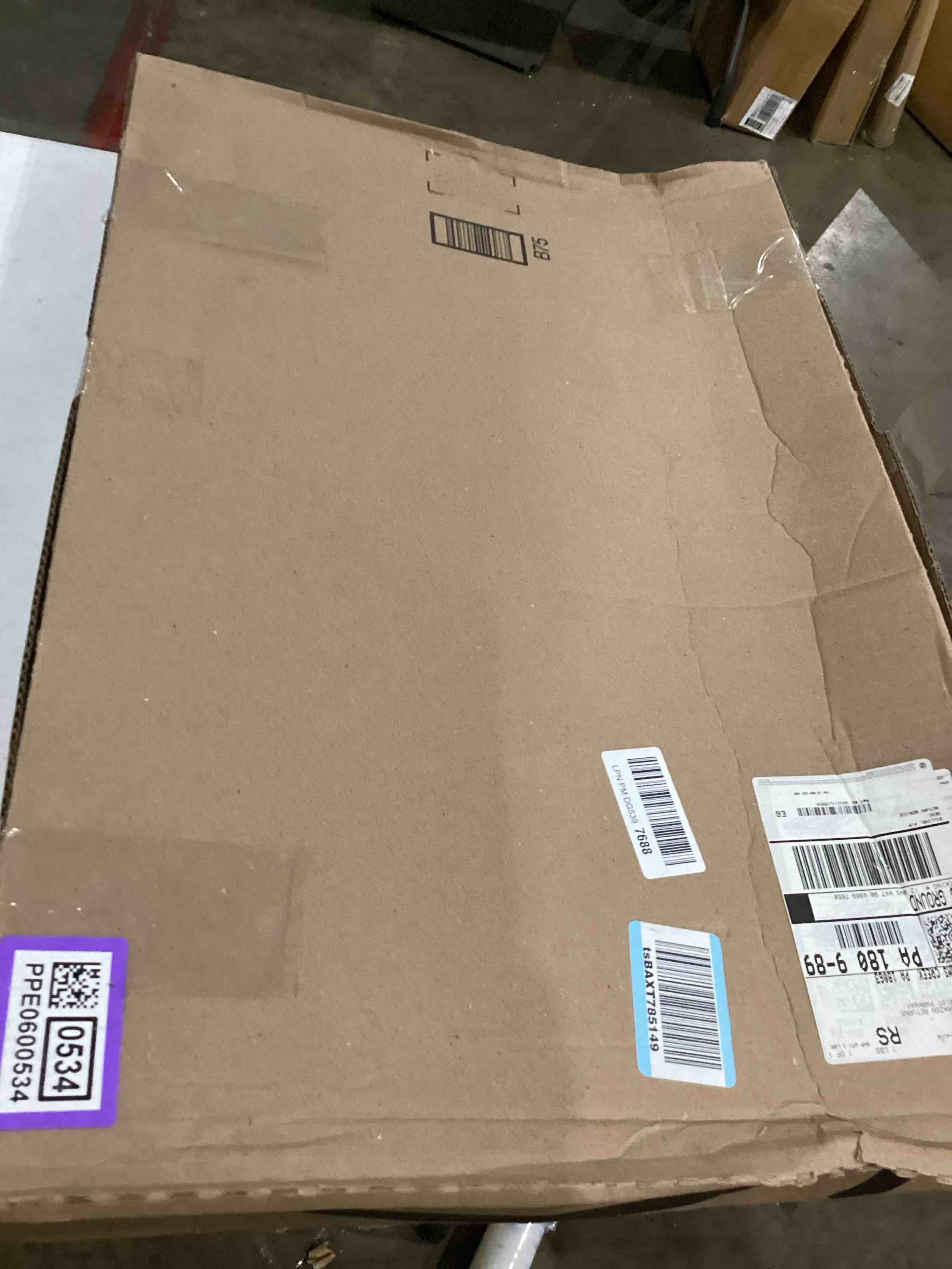 https://s3.amazonaws.com/lotting-images-prod/bidfta/PPE0600534_1749919688336.jpeg