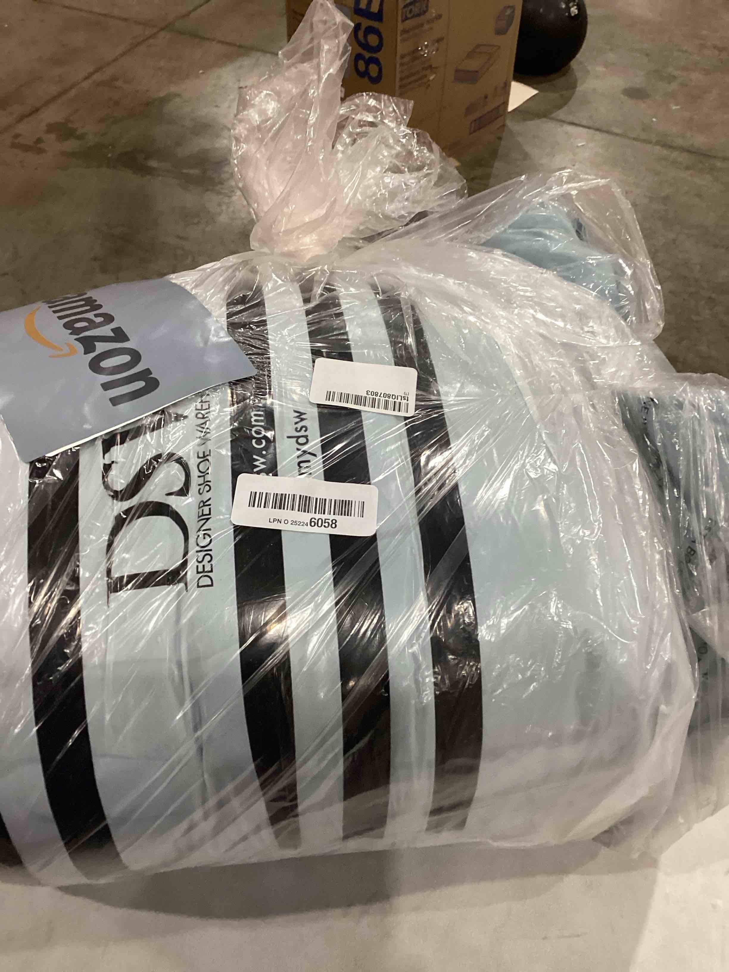 https://s3.amazonaws.com/lotting-images-prod/bidfta/PPE0601832_1736427810869.jpeg