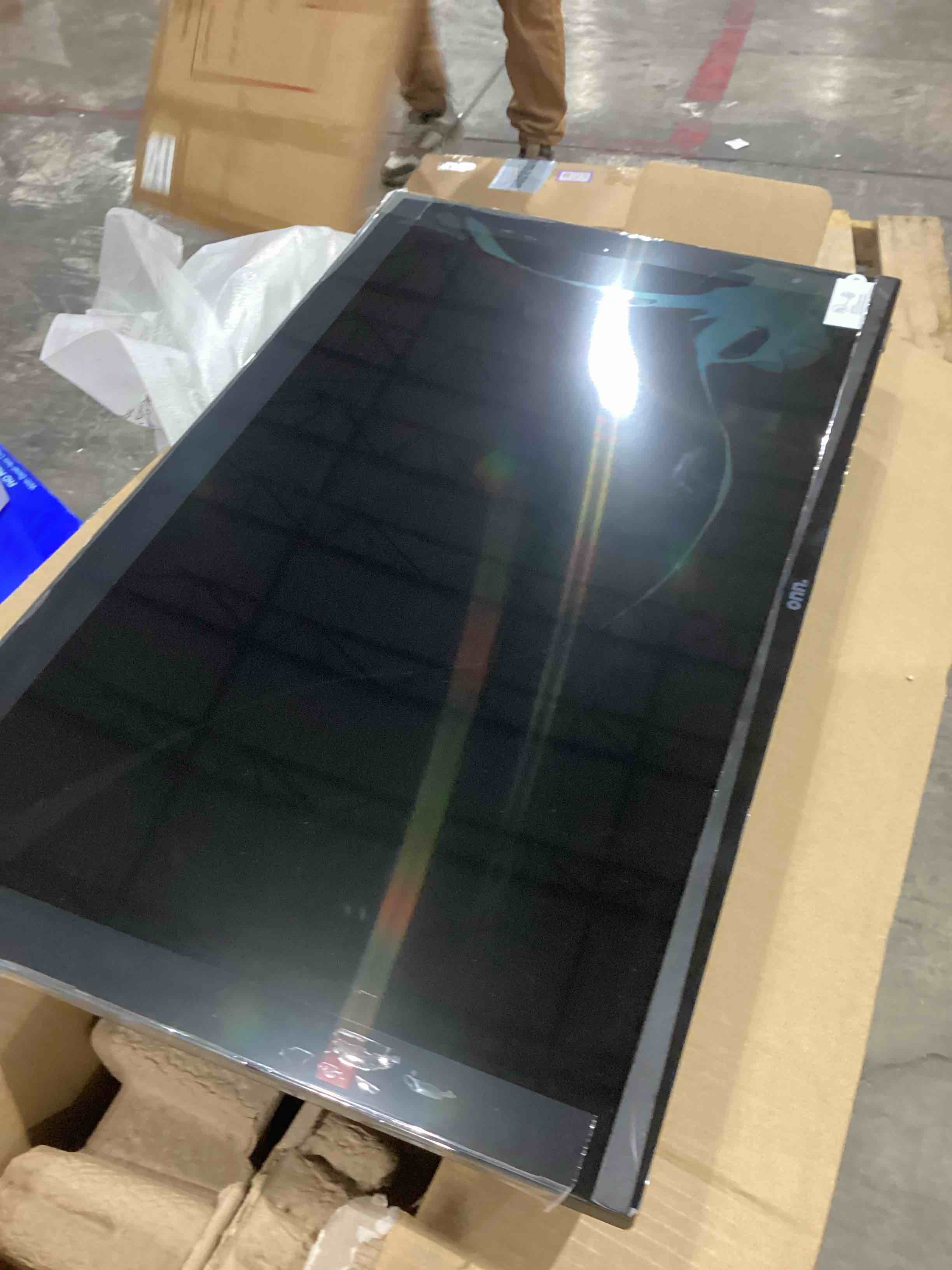 https://s3.amazonaws.com/lotting-images-prod/bidfta/PPE0601850_1736370926788.jpeg
