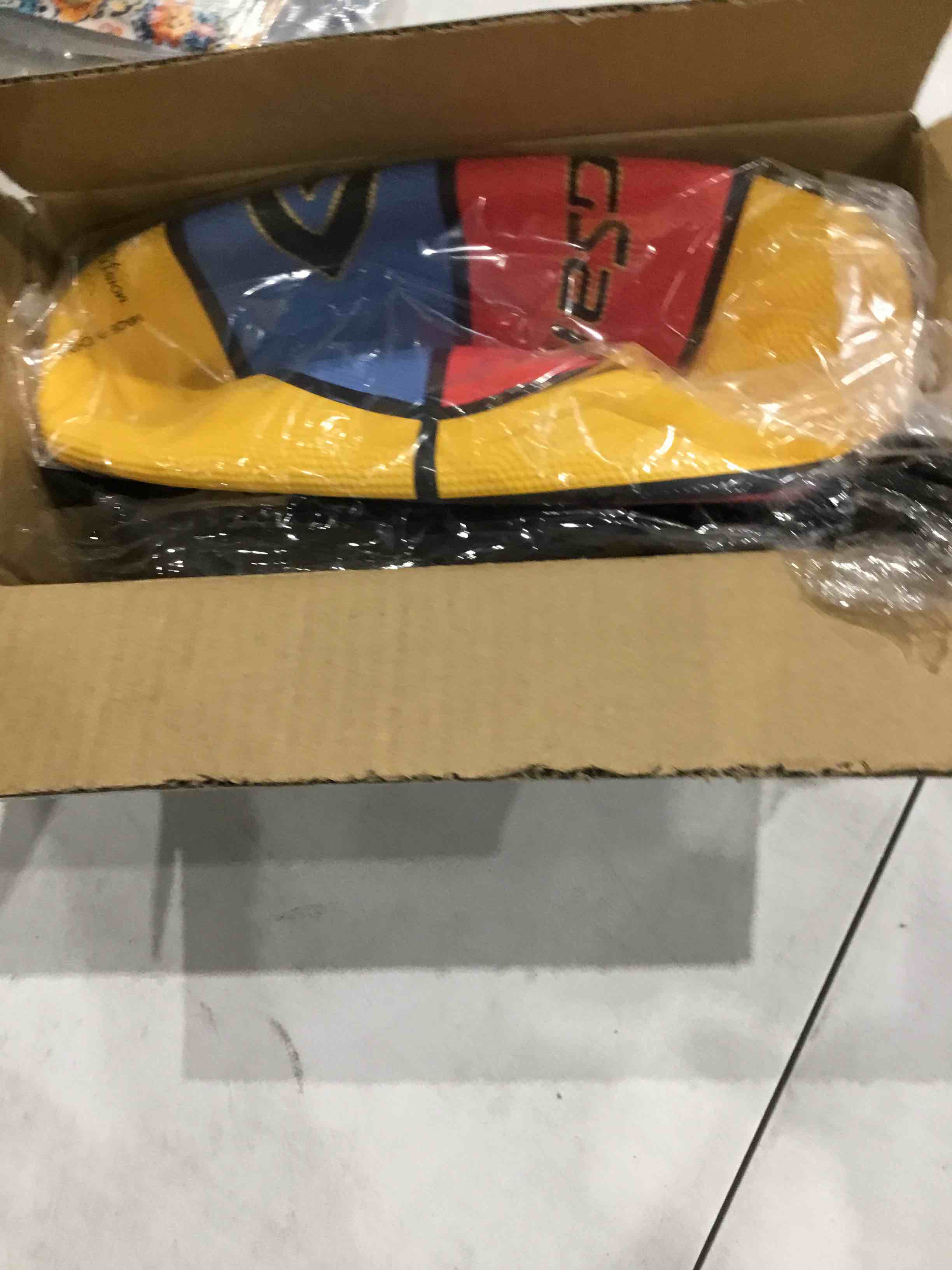 https://s3.amazonaws.com/lotting-images-prod/bidfta/PPE0601983_1736275823383.jpeg