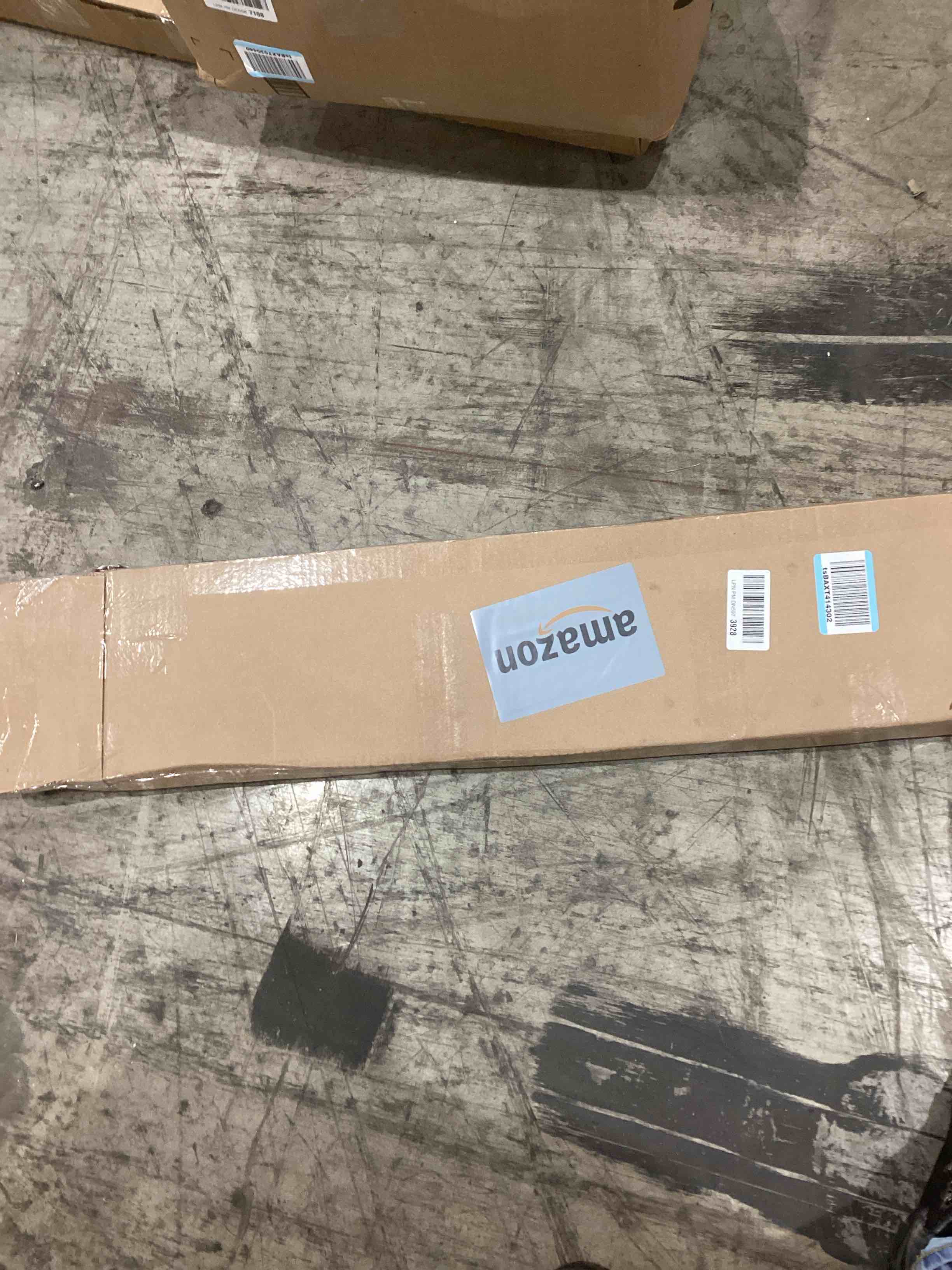 https://s3.amazonaws.com/lotting-images-prod/bidfta/PPE0602078_1737396325707.jpeg