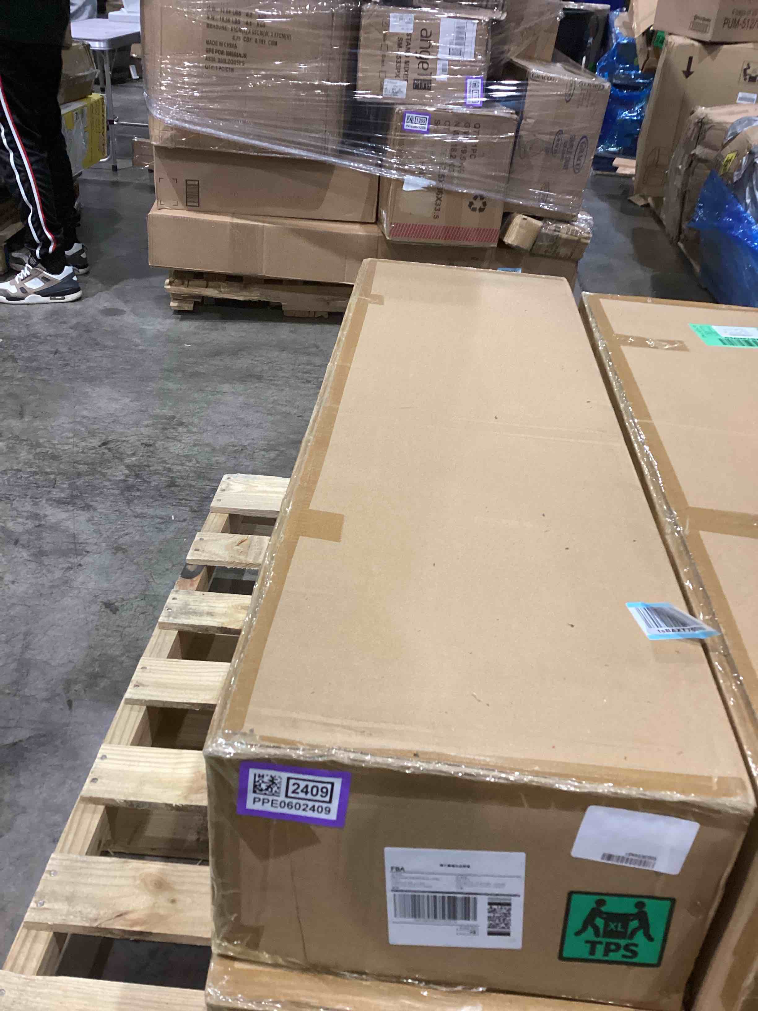 https://s3.amazonaws.com/lotting-images-prod/bidfta/PPE0602409_1737058626122.jpeg