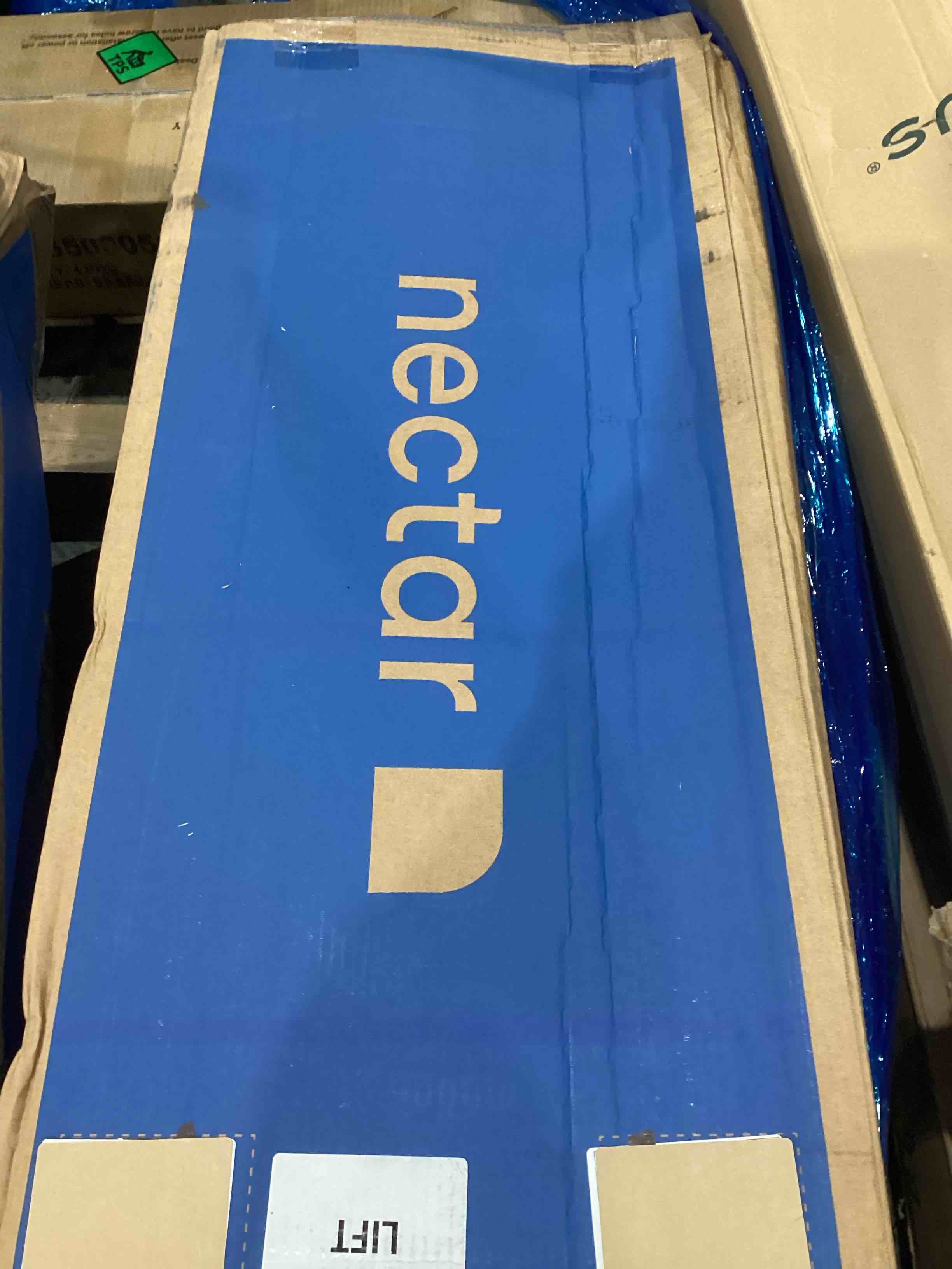 https://s3.amazonaws.com/lotting-images-prod/bidfta/PPE0602933_1736877904545.jpeg