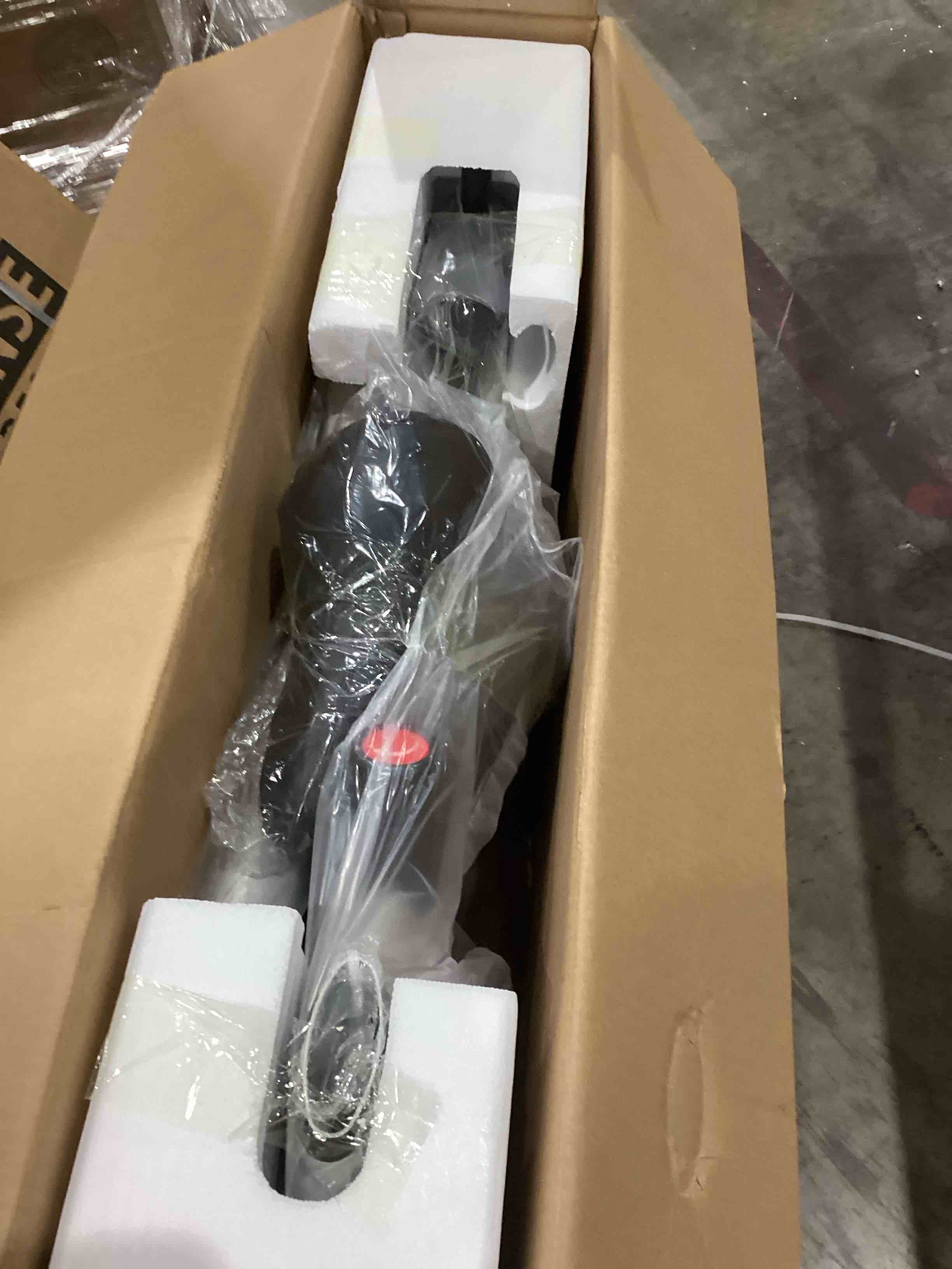 https://s3.amazonaws.com/lotting-images-prod/bidfta/PPE0608832_1733836360478.jpeg