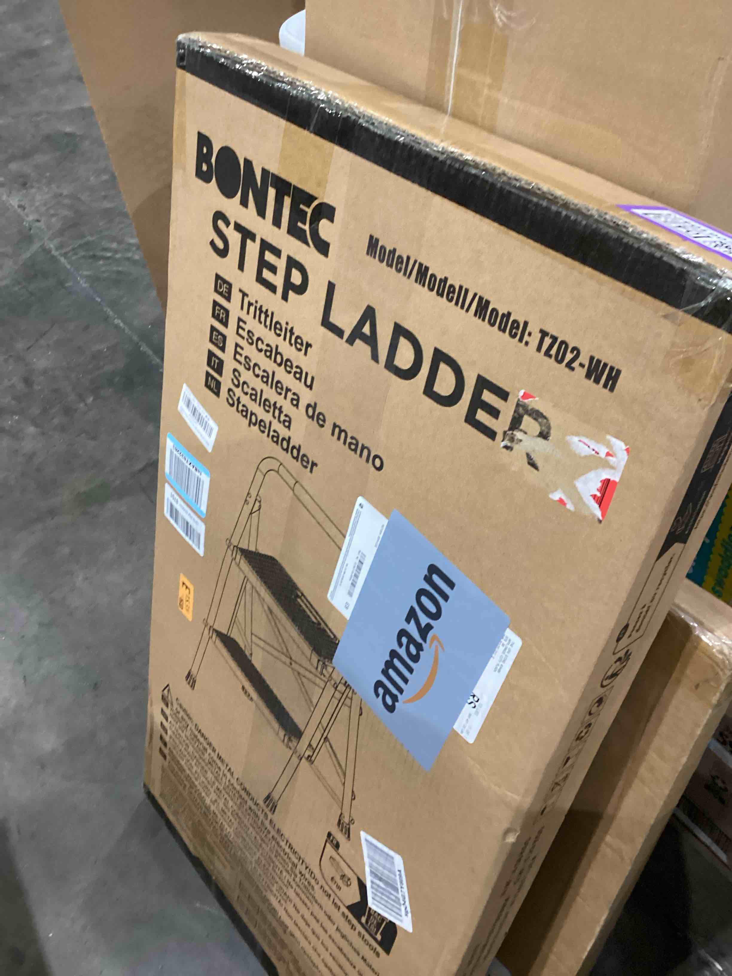 BONTEC 2-Step Ladder, Folding Step Stools for Adults with Wide Anti-Slip Pedals, Max Load Capacity 600lbs Sturdy Steel Ladder, Lightweight, Convenient Handle, Portable Steel Step Stool, White