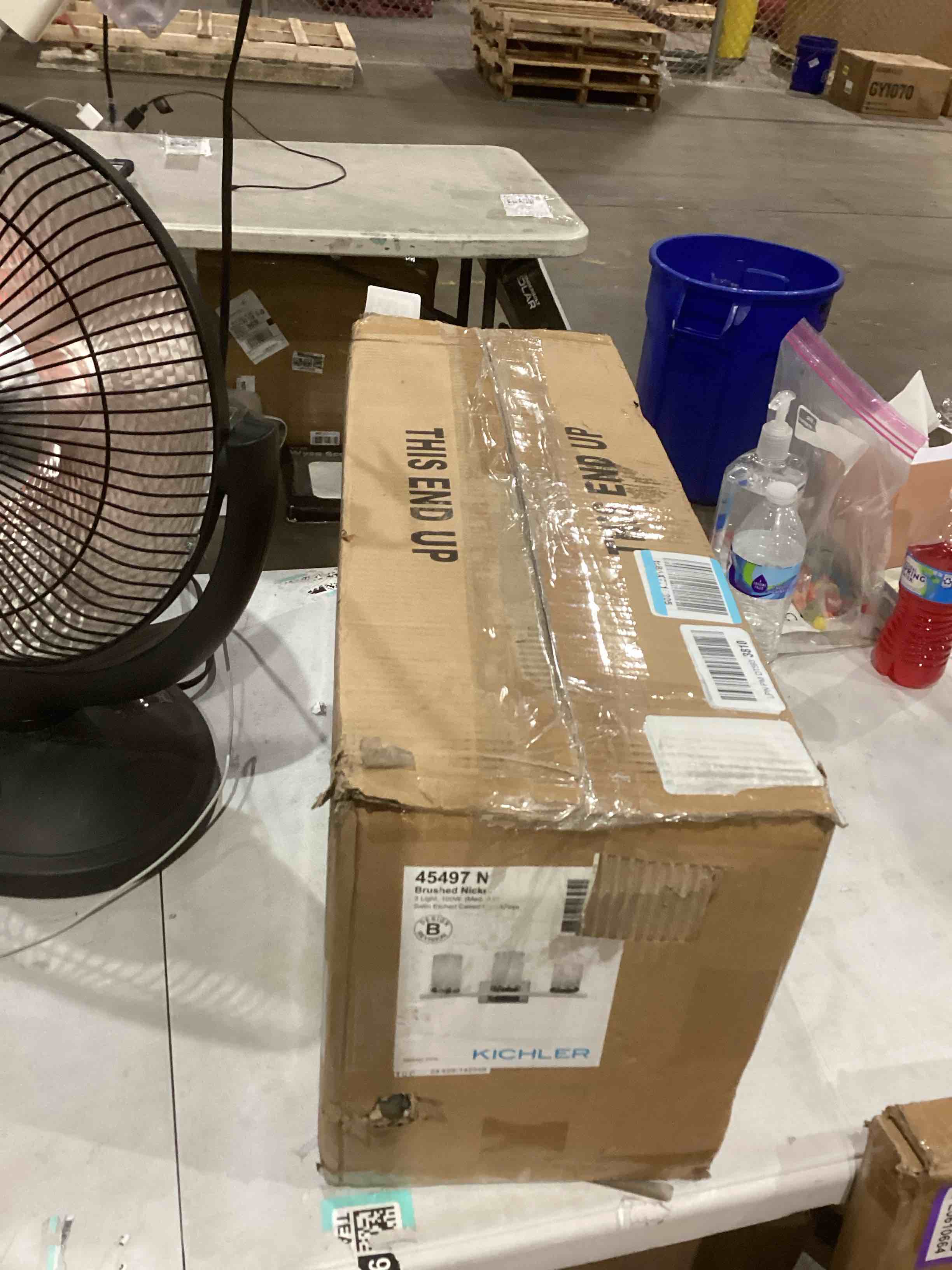 https://s3.amazonaws.com/lotting-images-prod/bidfta/PPE0610652_1743431588424.jpeg