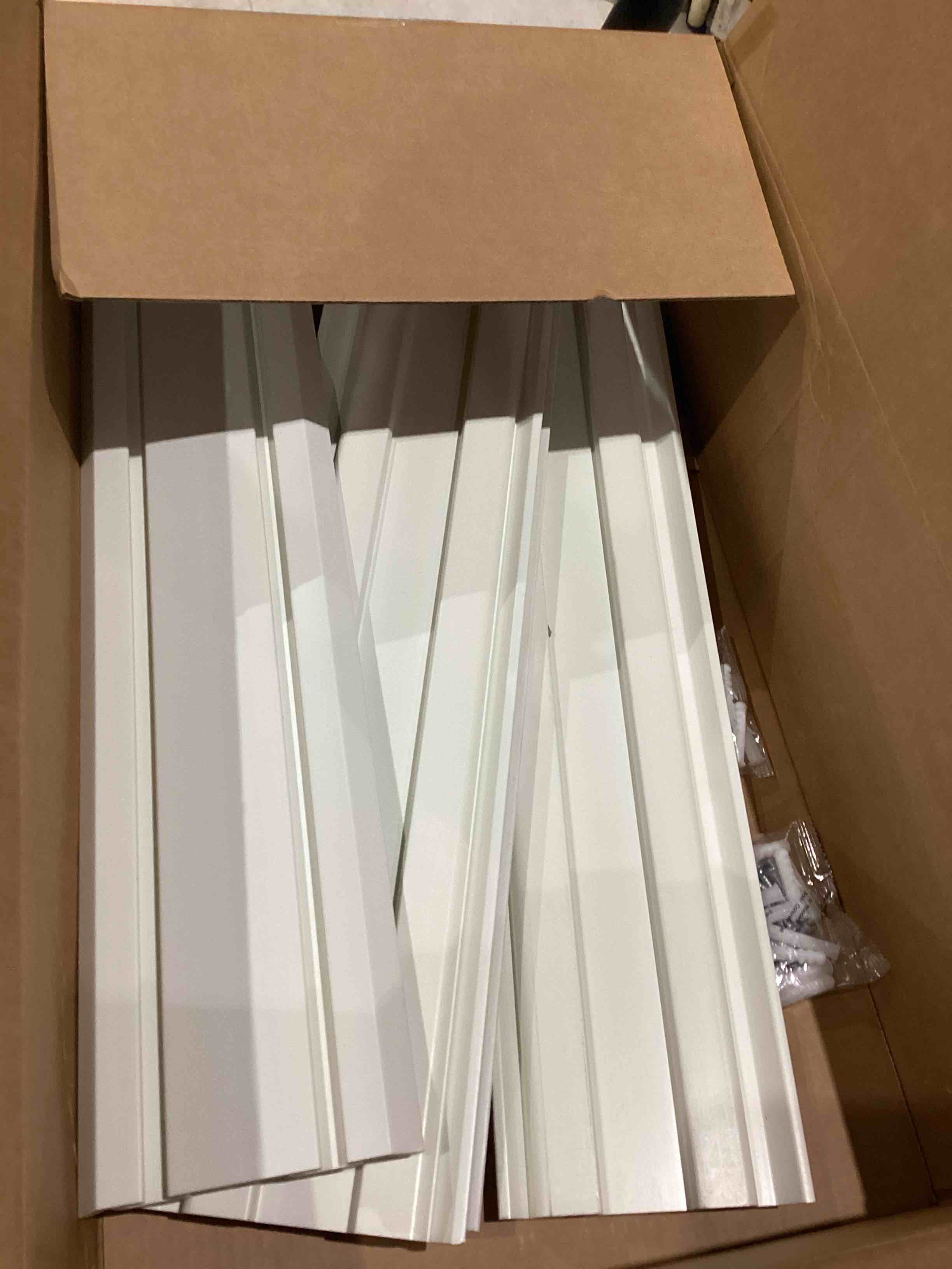 https://s3.amazonaws.com/lotting-images-prod/bidfta/PPE0612426_1749237151439.jpeg