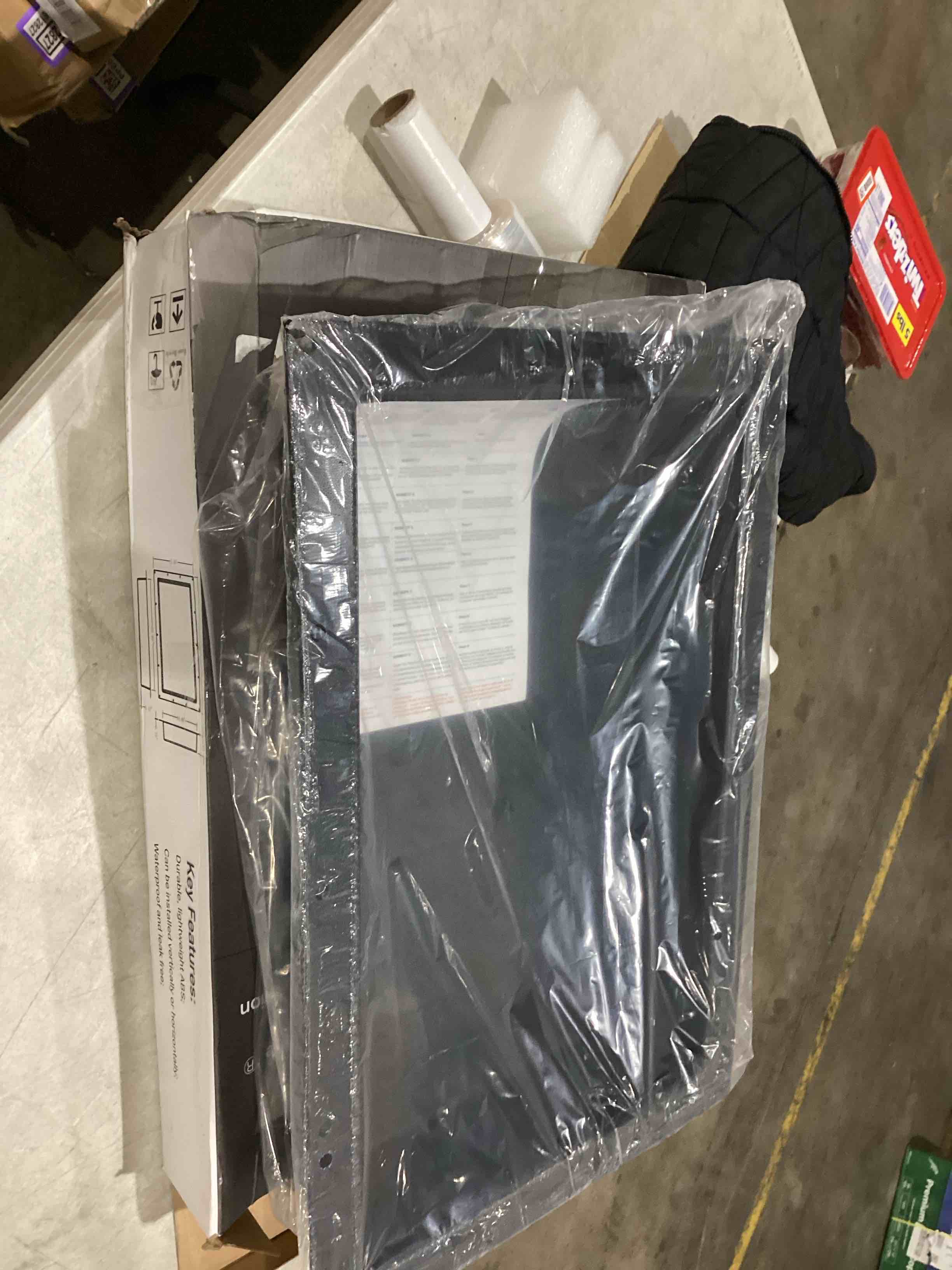 https://s3.amazonaws.com/lotting-images-prod/bidfta/PPE0612811_1748970514671.jpeg