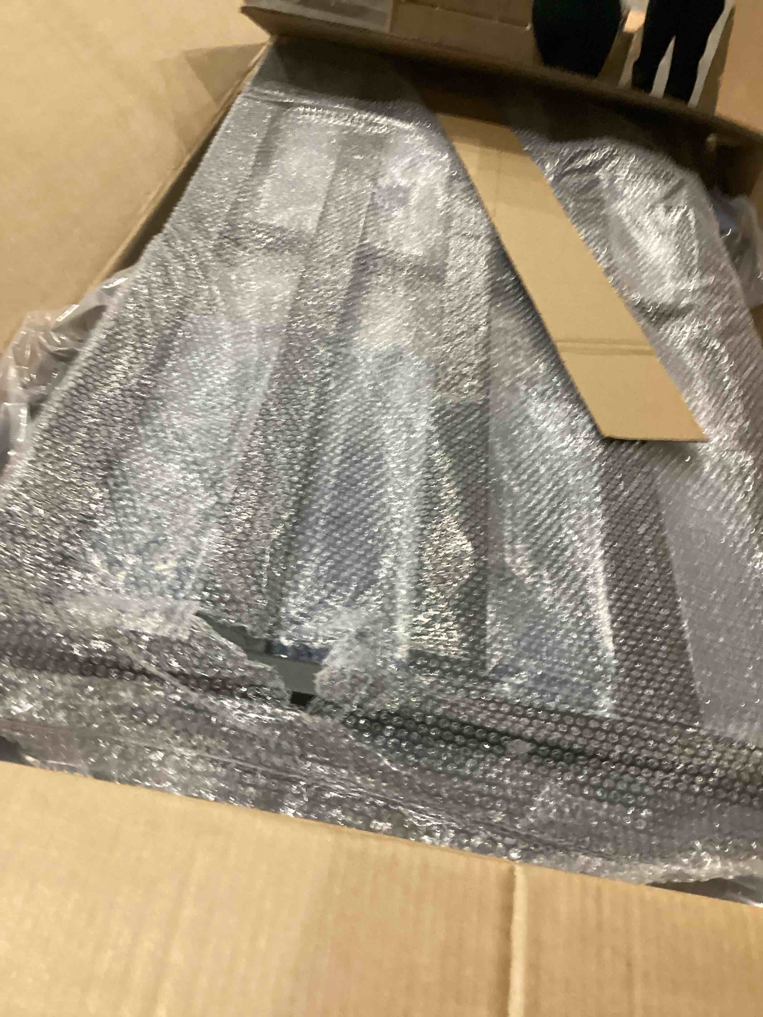https://s3.amazonaws.com/lotting-images-prod/bidfta/PPE0612875_1748954177742.jpeg
