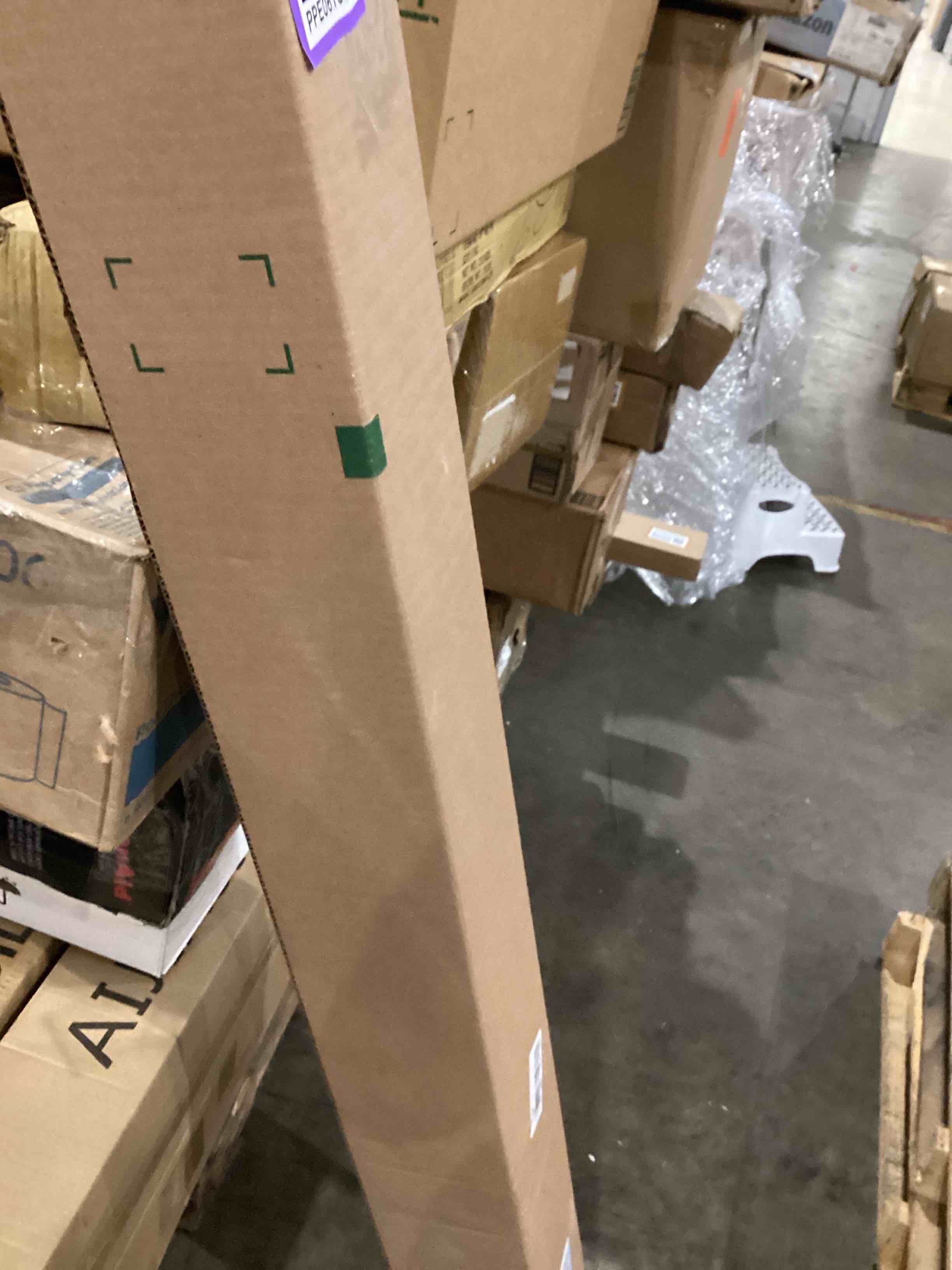 https://s3.amazonaws.com/lotting-images-prod/bidfta/PPE0615868_1738697167649.jpeg